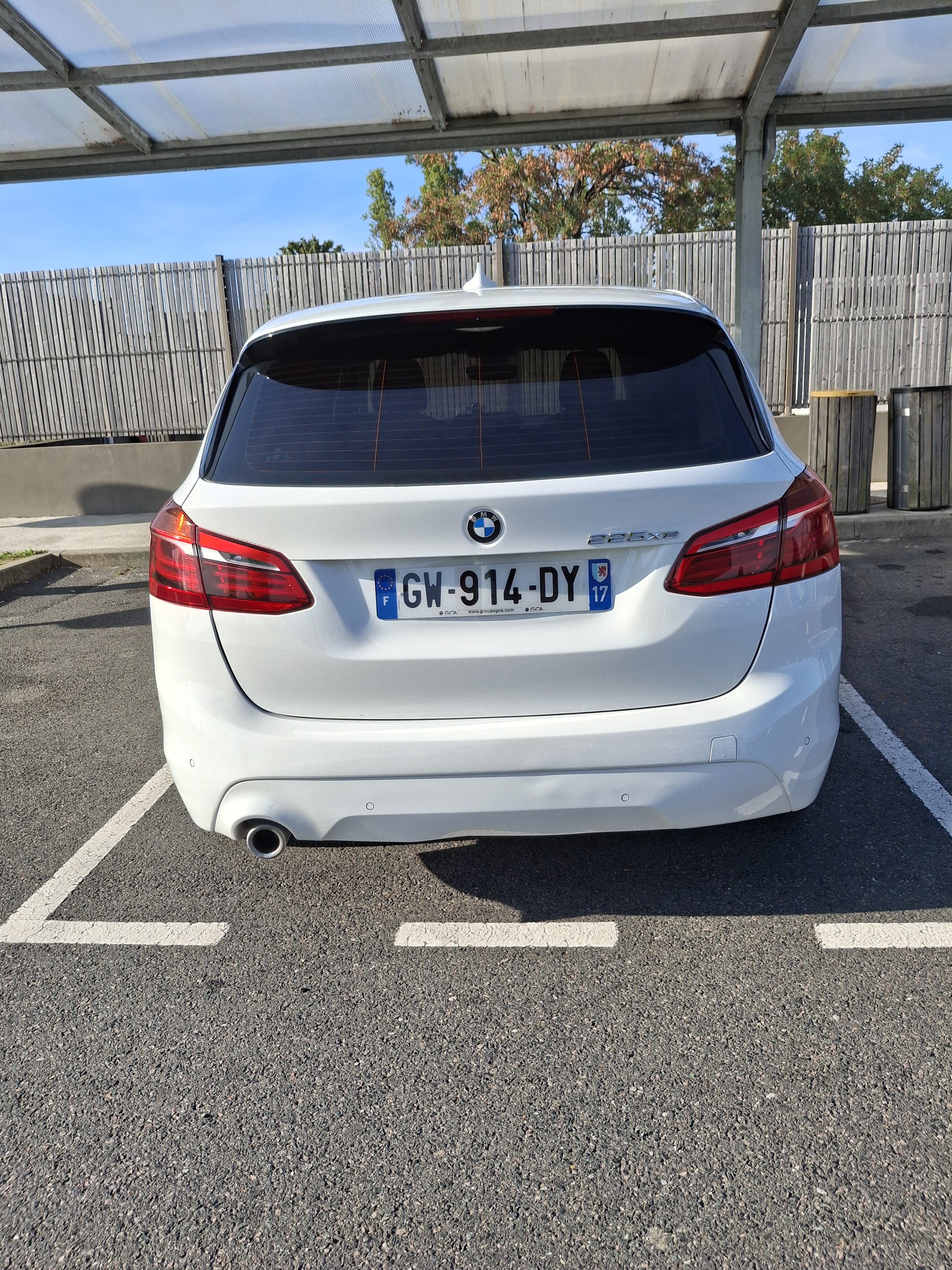 BMW Série 2 Active Tourer avec GPS