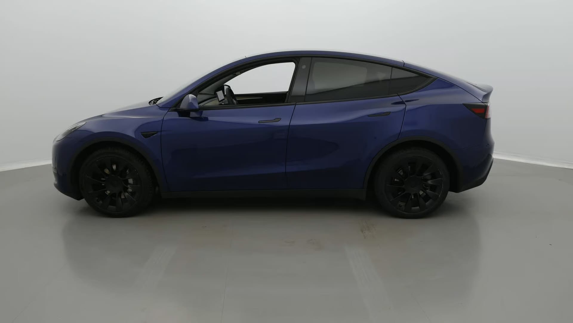 Tesla Model Y Long Range avec Climatisation