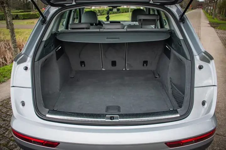 Audi Q5 avec Siège bébé