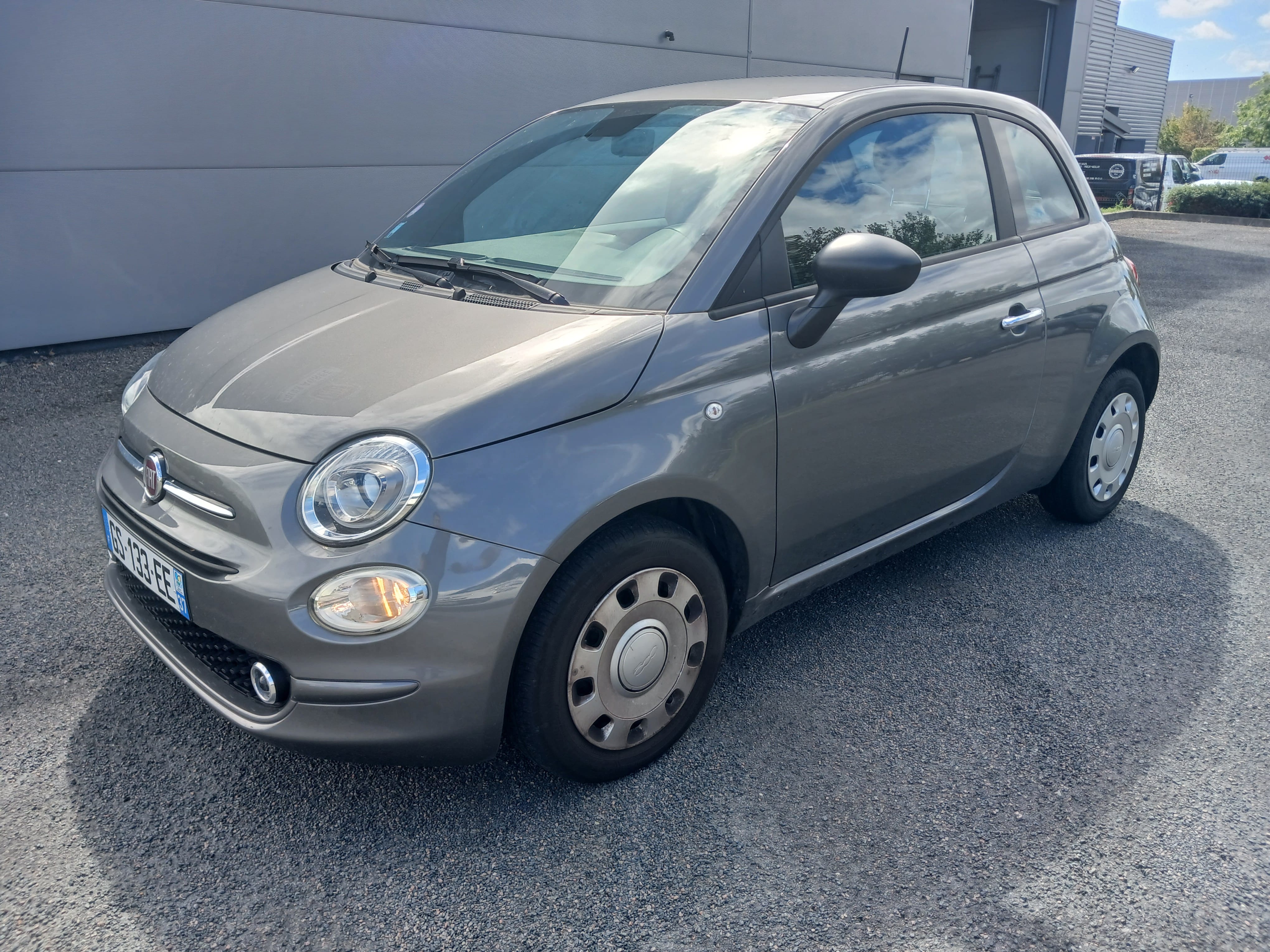 Fiat 500, 2023, Essence 95 / Électrique (hybride)