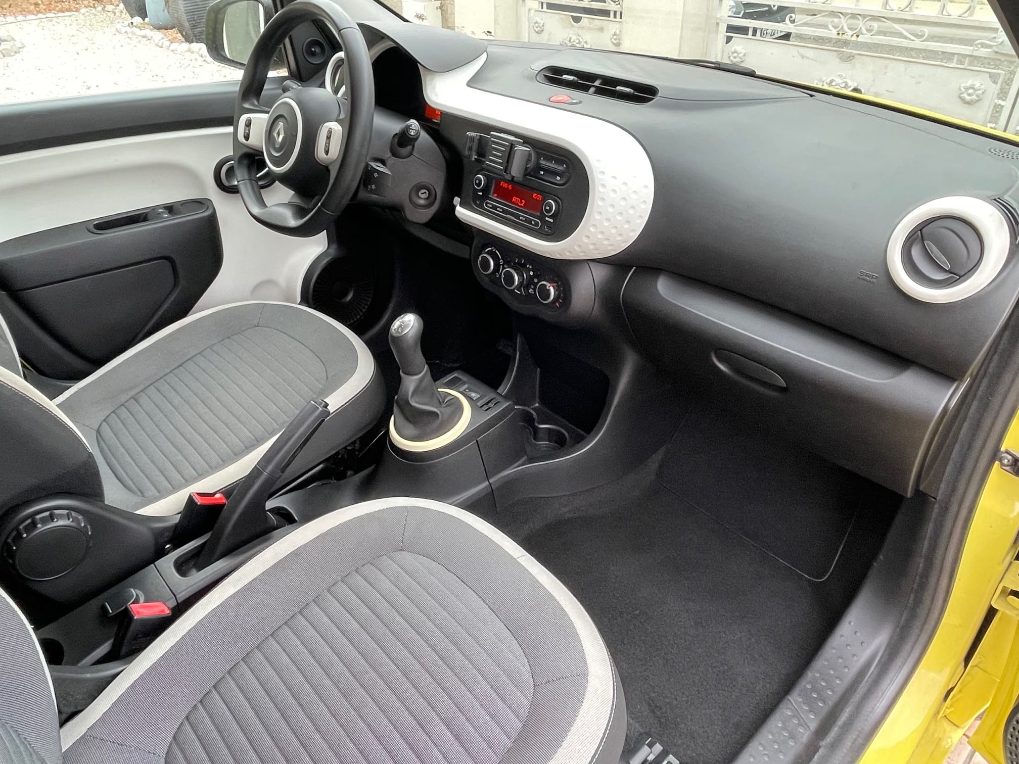 Renault Twingo III avec Audio Bluetooth