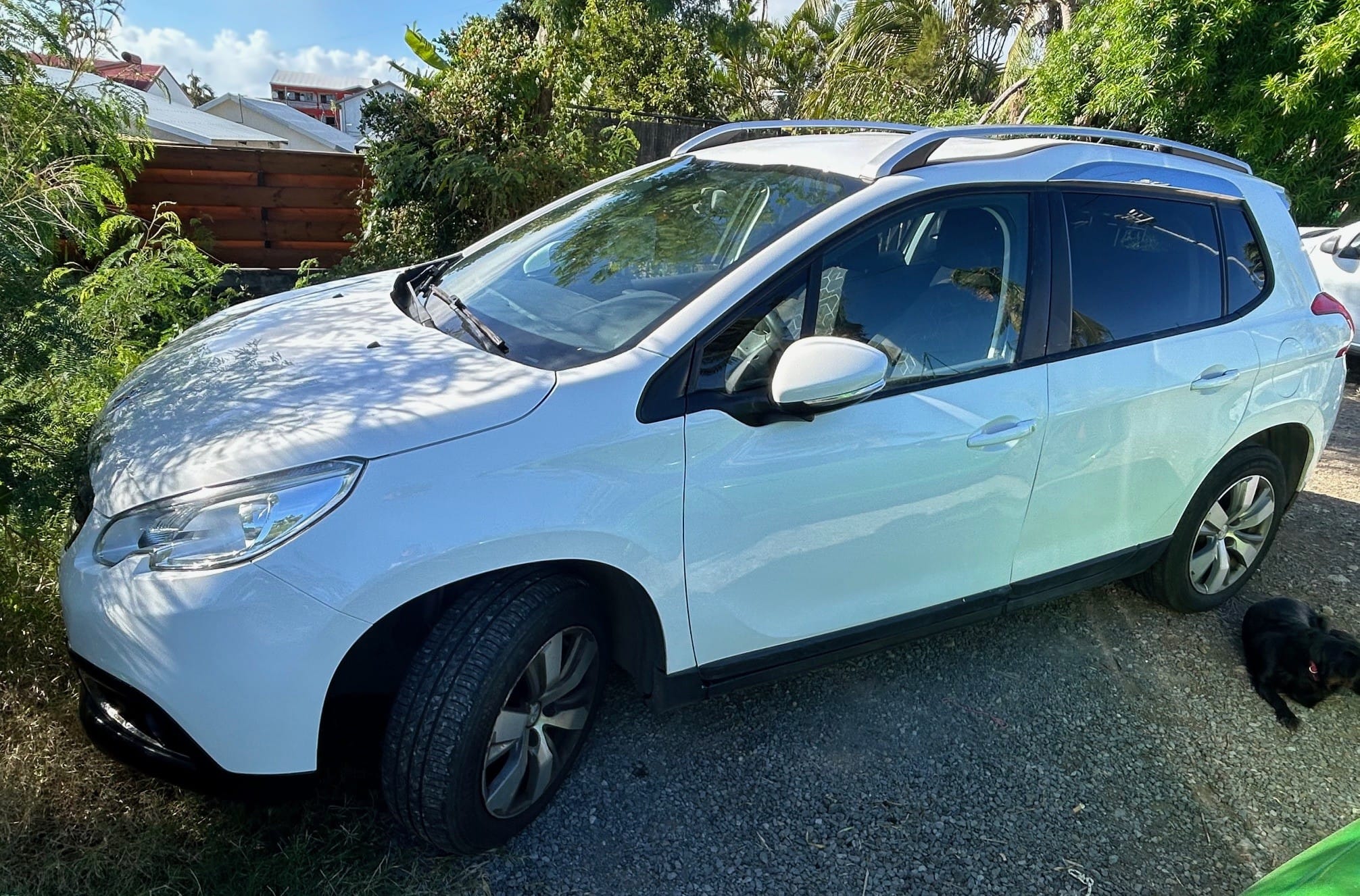 Peugeot 2008, 2015, Essence 95