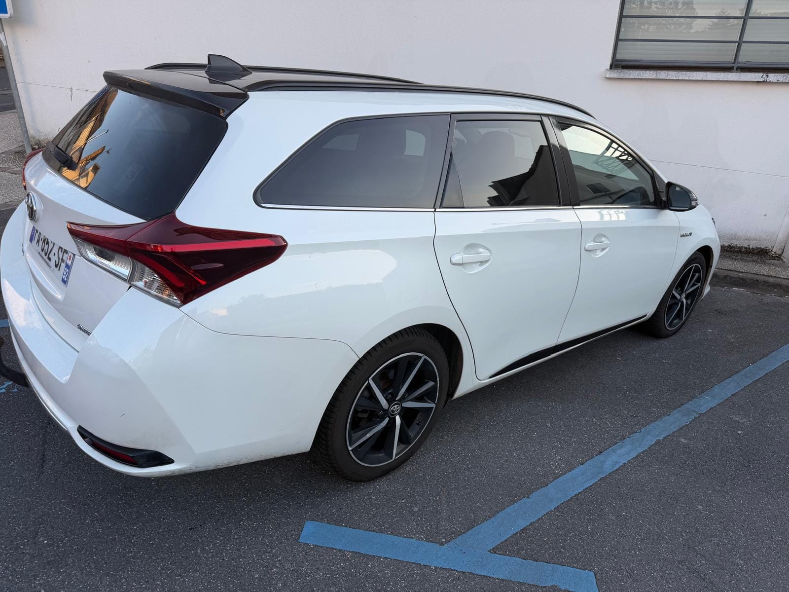 Toyota Auris Touring Sports 1,8 Hybride avec Régulateur de vitesse