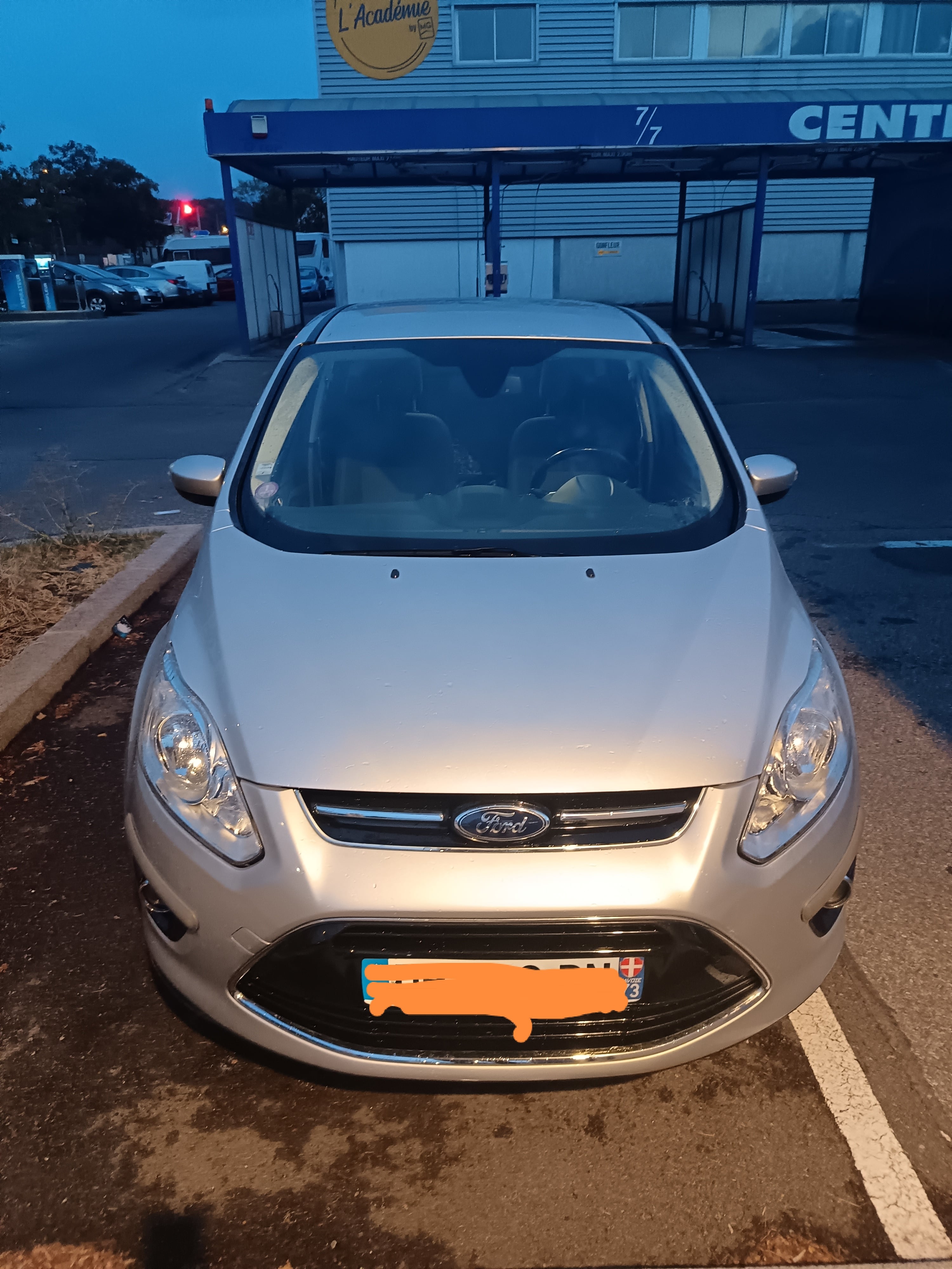 Ford C-Max avec Audio Bluetooth