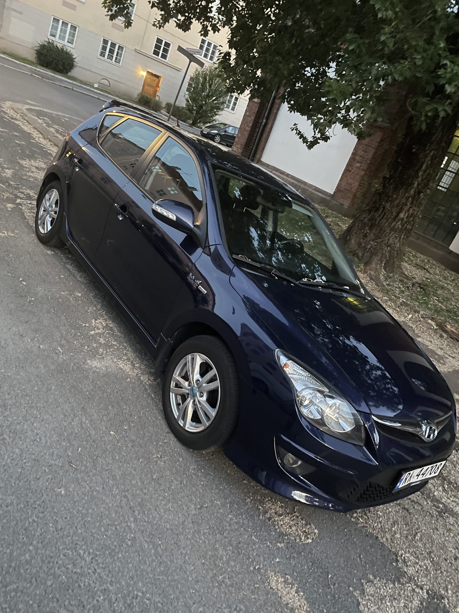 Hyundai i30 with Air conditioning