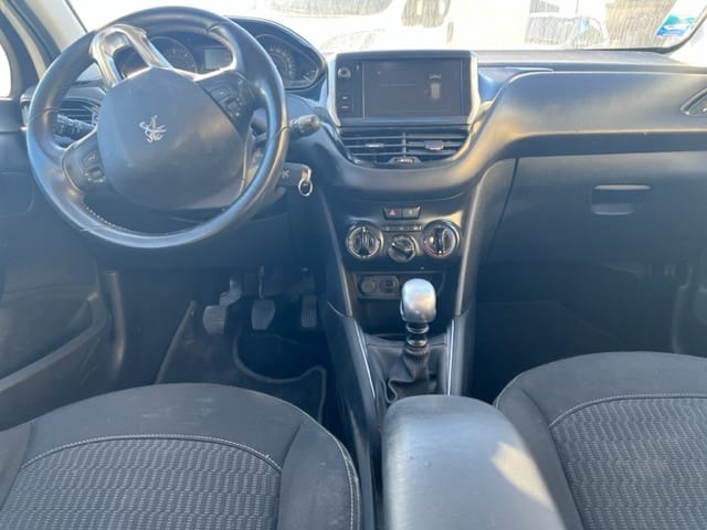 Peugeot 208 avec Climatisation