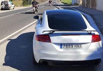 Audi TT Coupé 2.0 T 220 cv con Audio Bluetooth