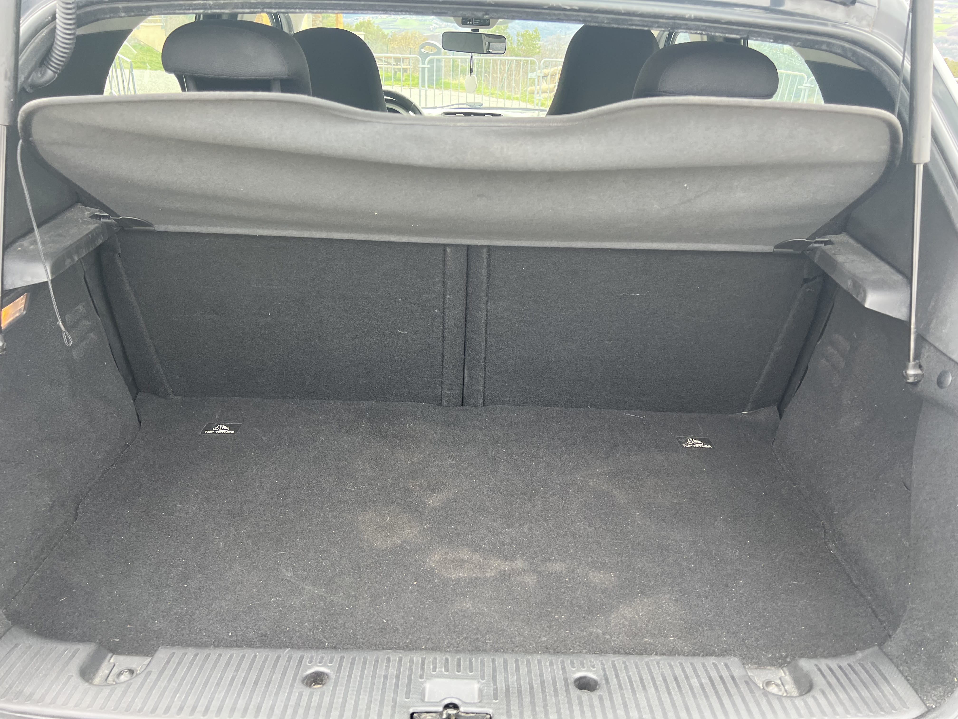 Renault Twingo III avec Autoradio