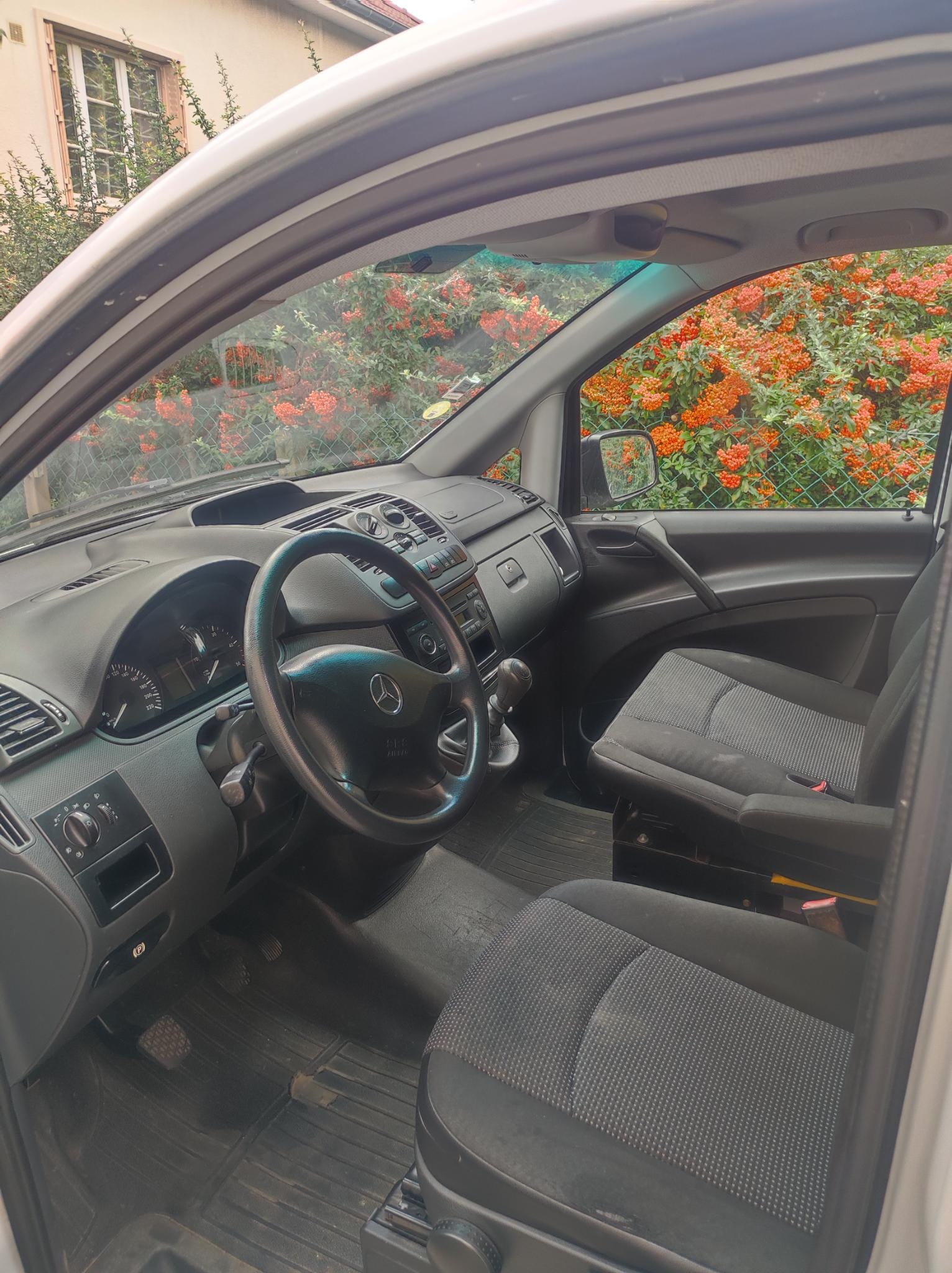 Mercedes-Benz Vito 2.1 CDI 129 ch (95 kW) avec Entrée audio / iPod