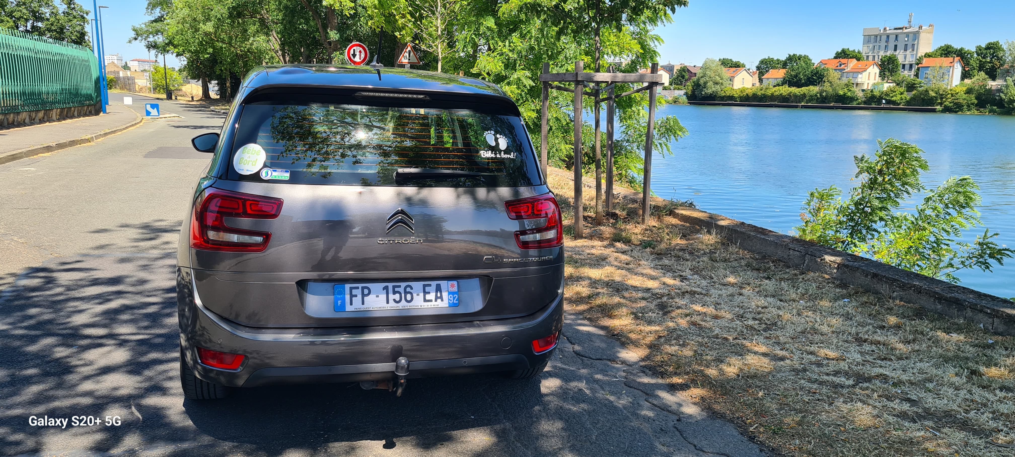 Citroen C4 Grand Spacetourer Essence avec GPS