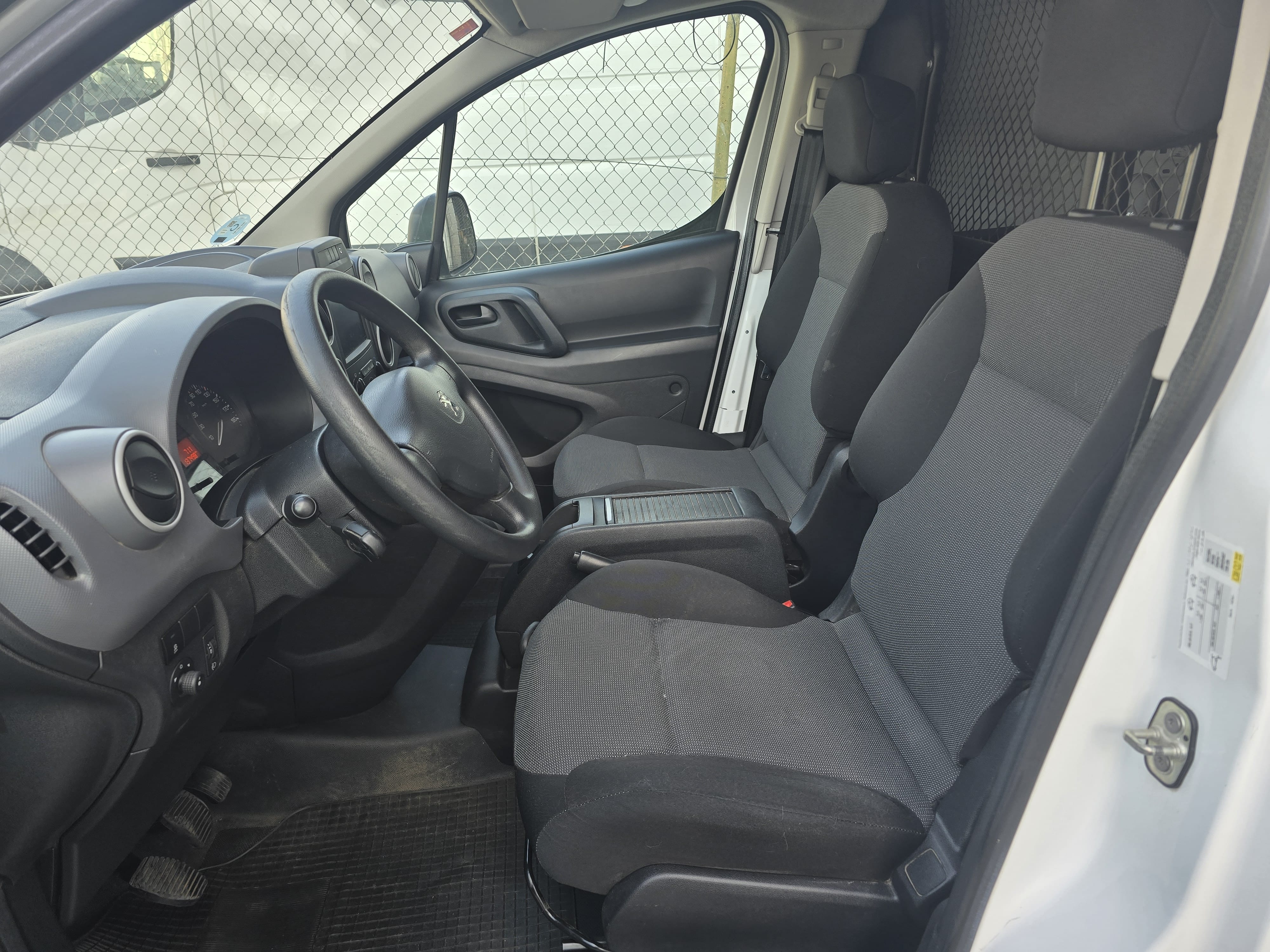 Peugeot Partner Furgoneta con Audio Bluetooth