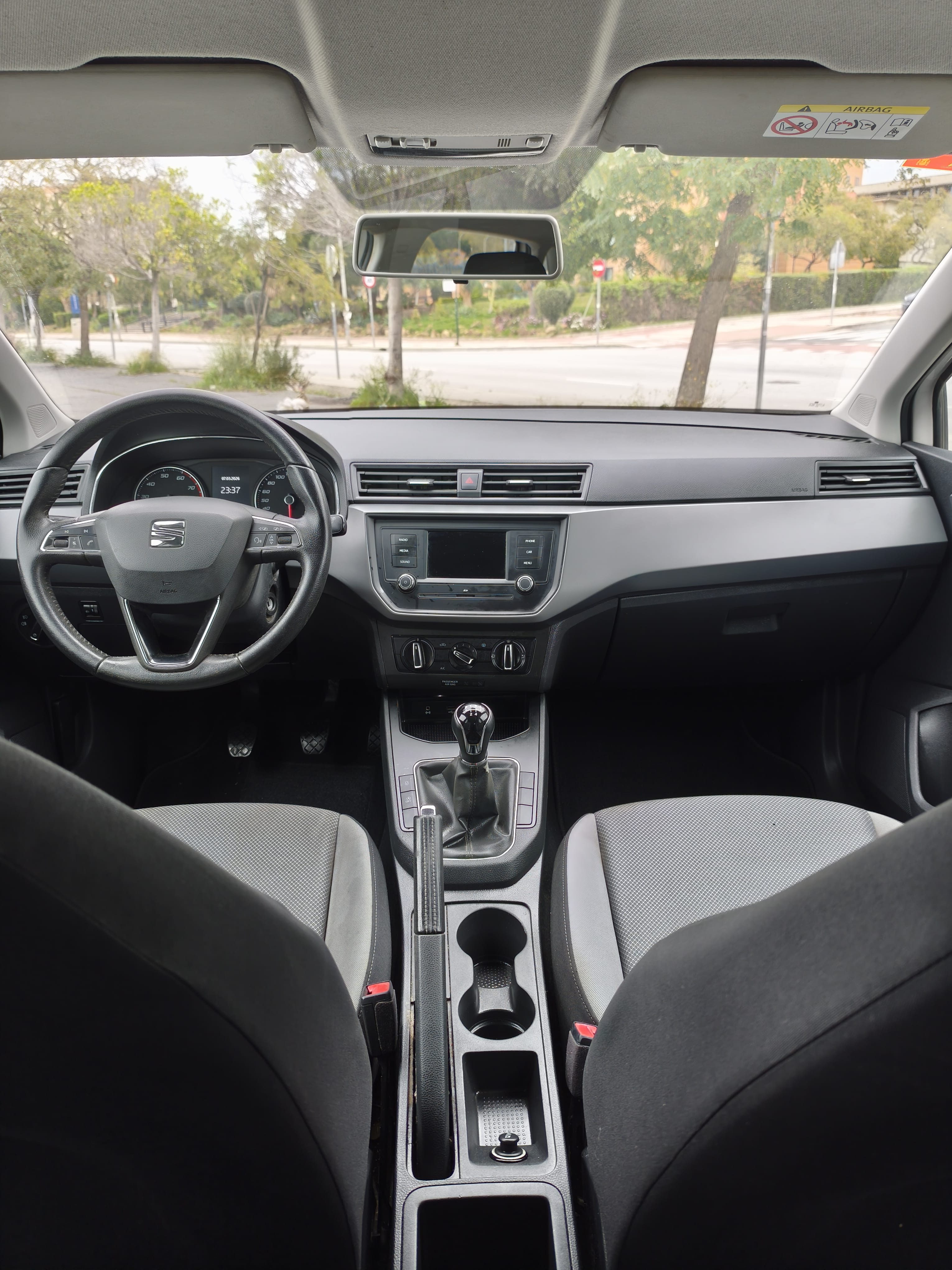 Seat Ibiza con Silla infantil