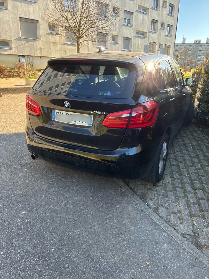 BMW Série 2 Active Tourer avec Climatisation