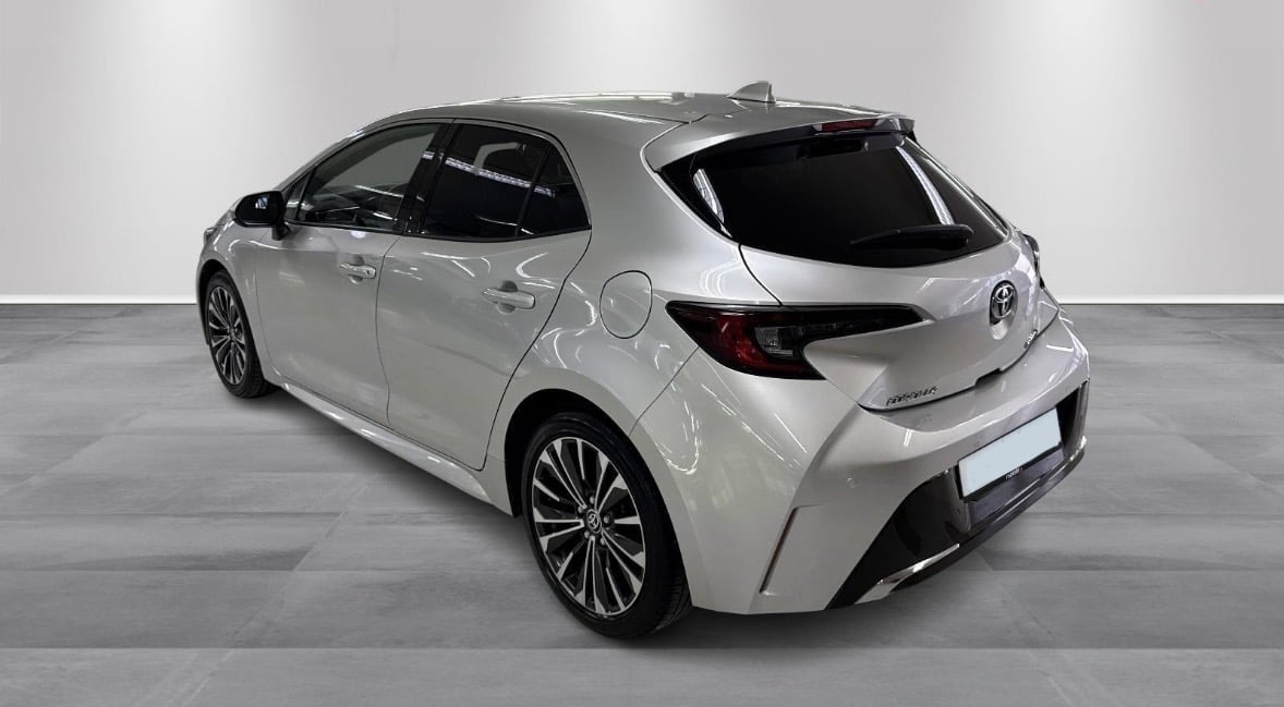 Toyota Corolla 1.8 bensin/hybrid med GPS