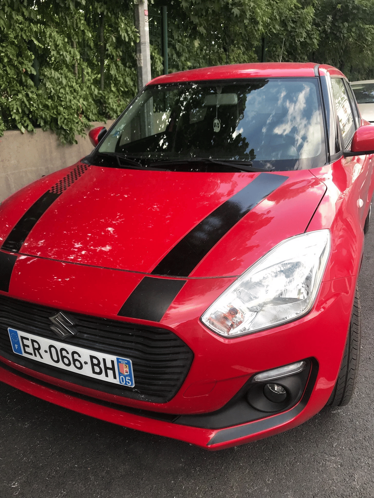 Suzuki Swift avec Pneus neige