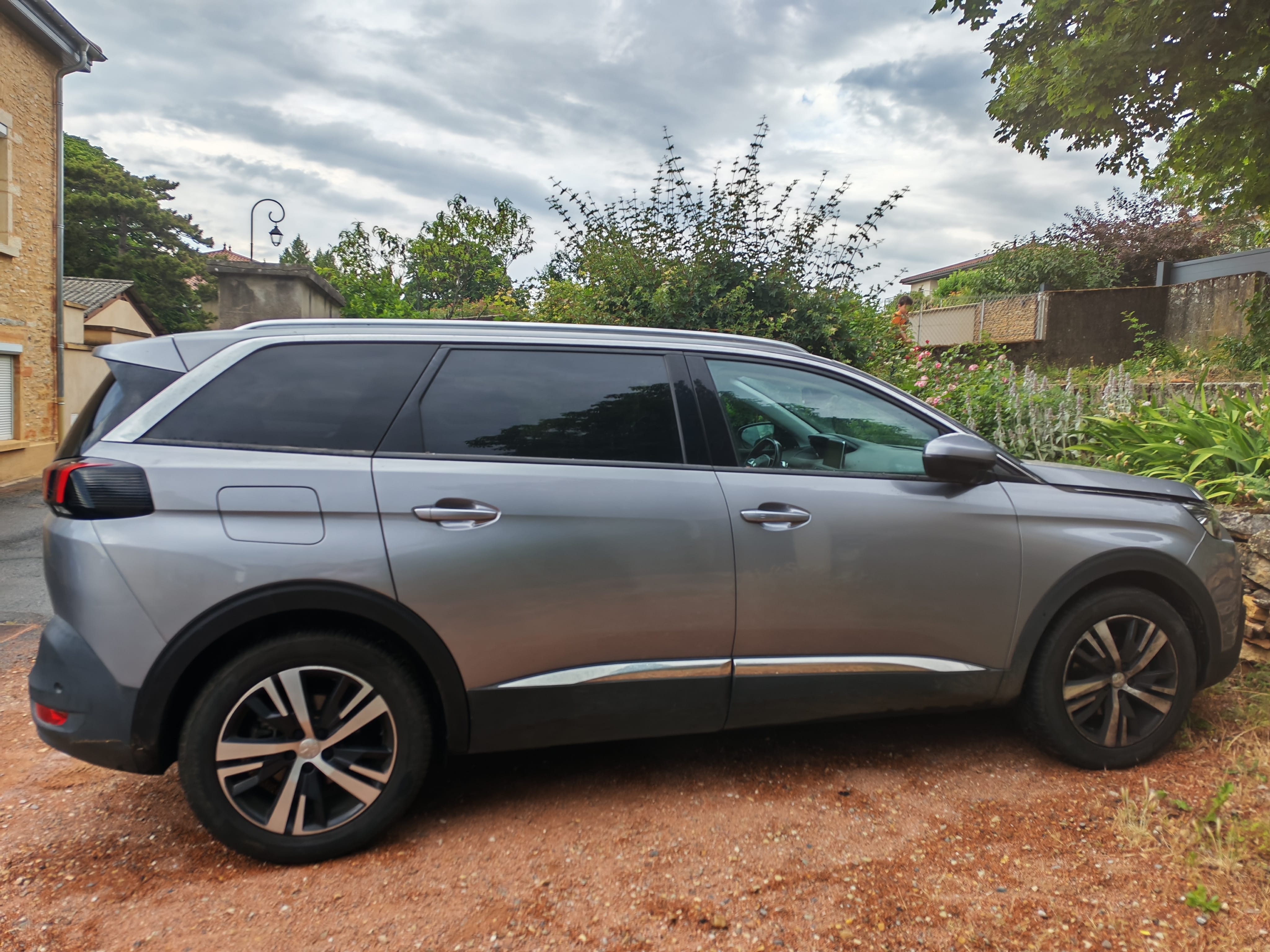 Peugeot 5008, 2020, Essence 98, automatique, 7 places