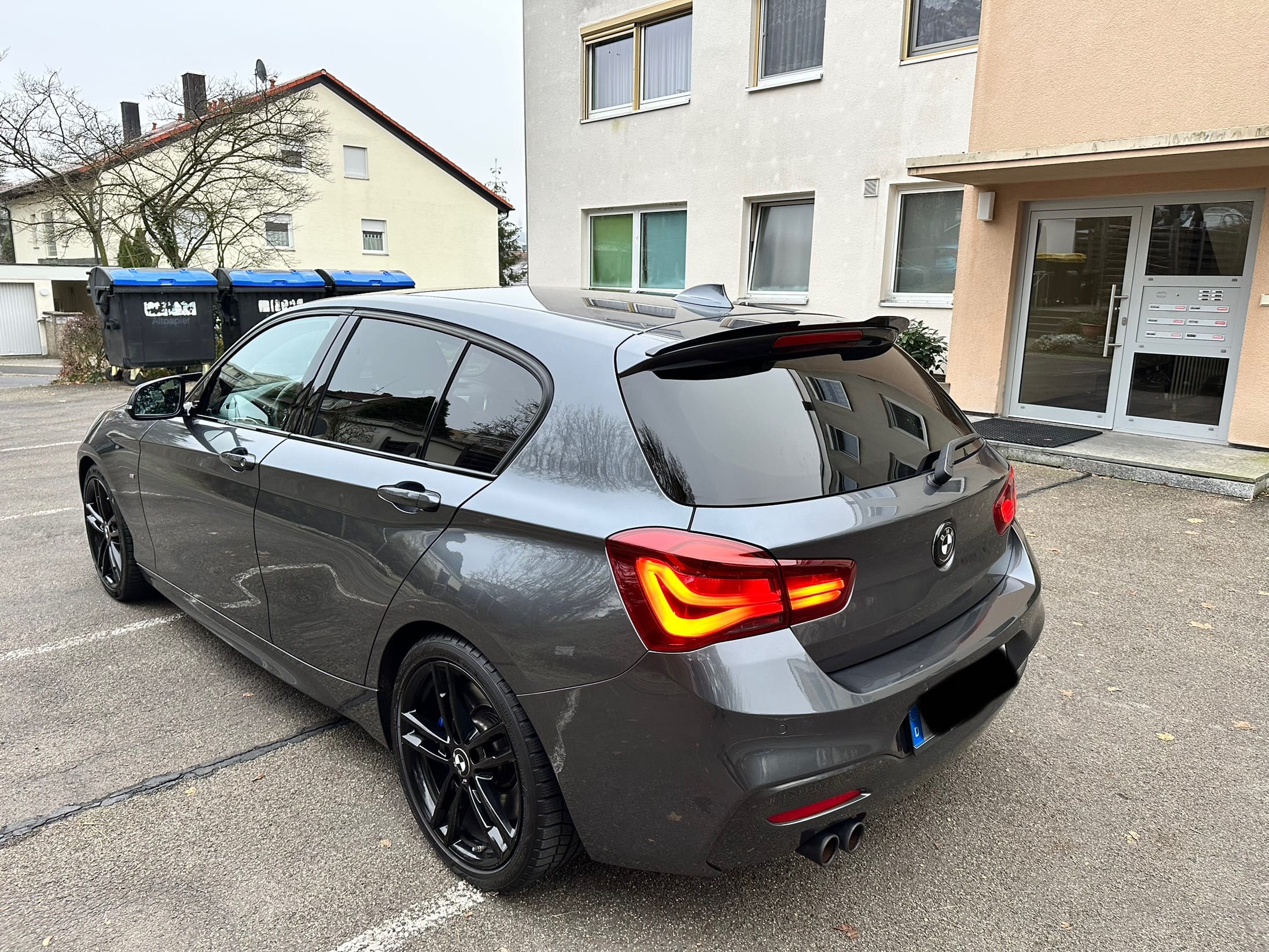 BMW 1er M Sport 120i with GPS