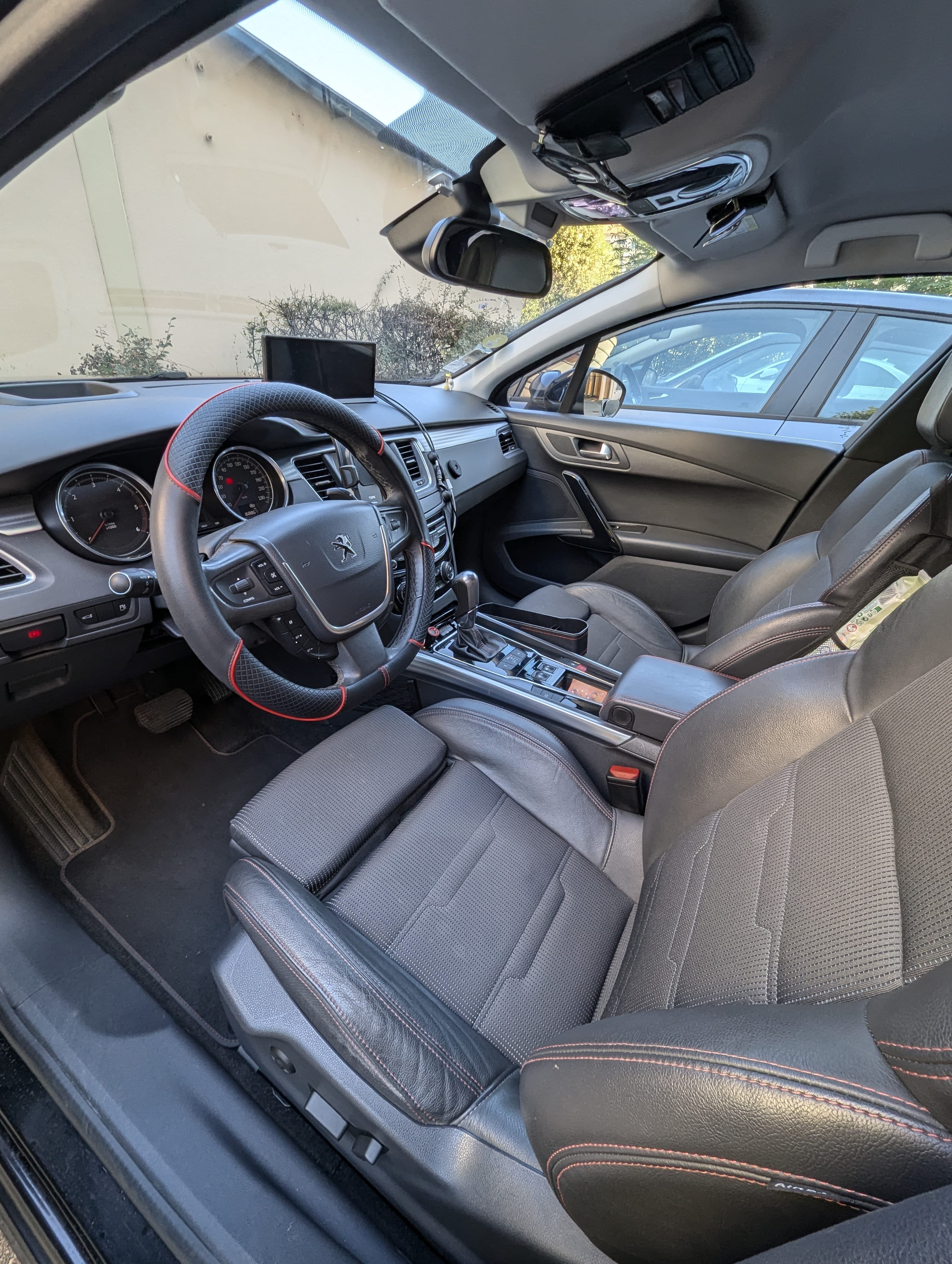 Peugeot 508 avec Dashcam