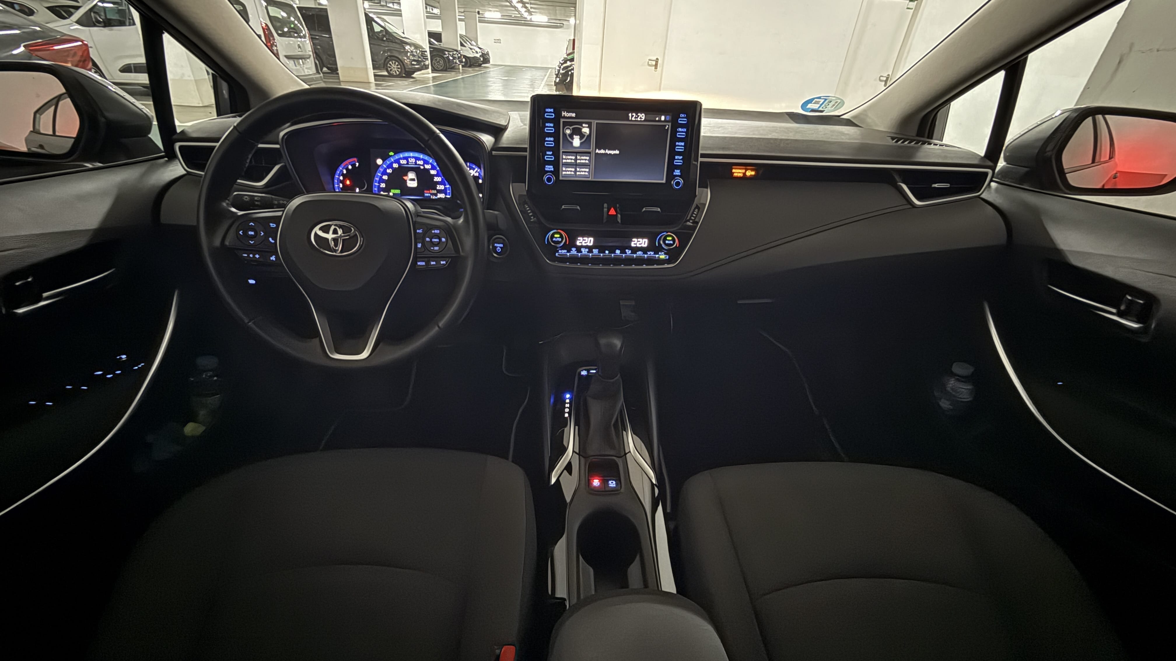 Toyota Corolla Híbrido 1.8 avec Audio Bluetooth