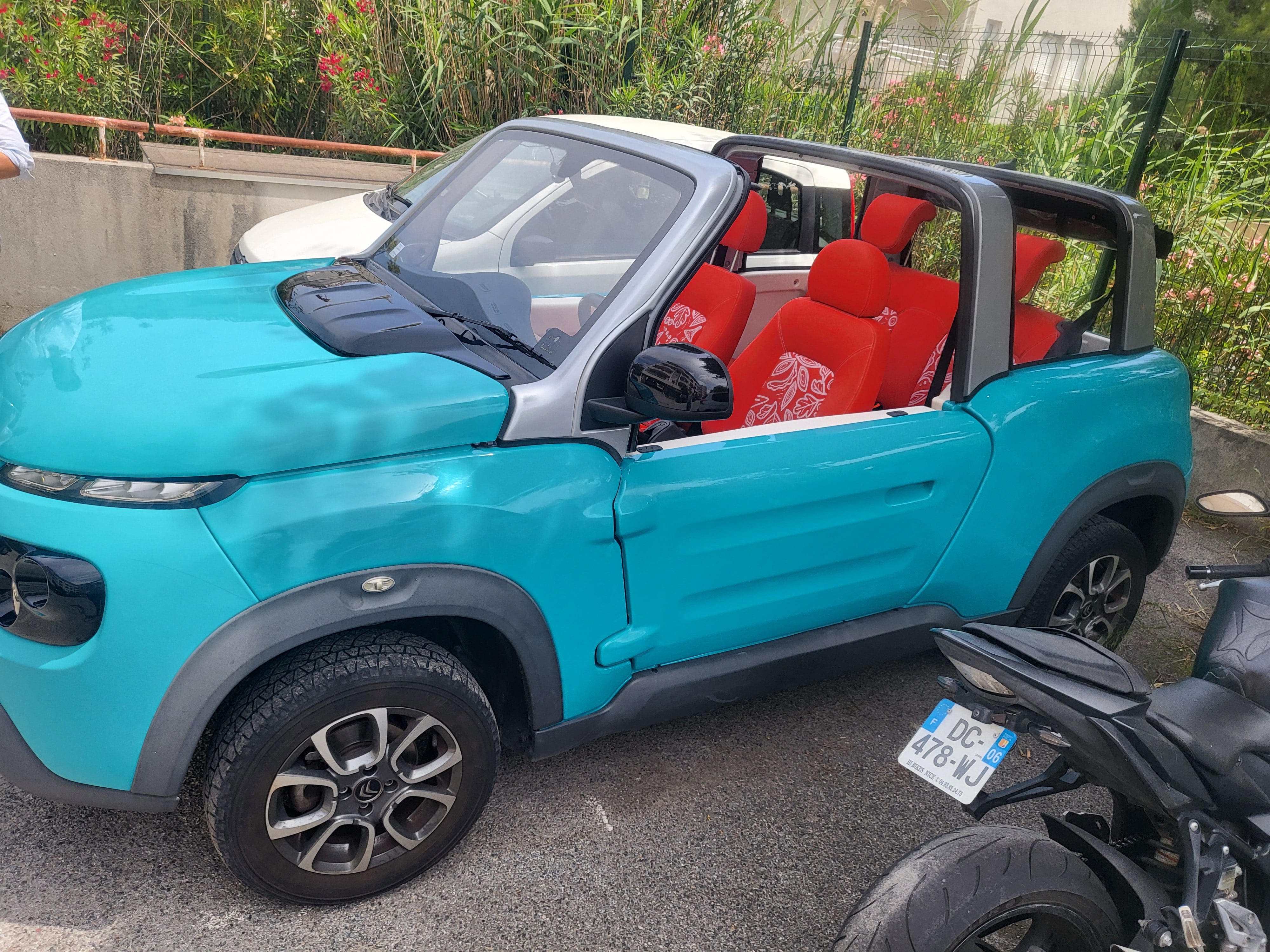 Citroen e-Mehari, 2016, Électrique, automatique