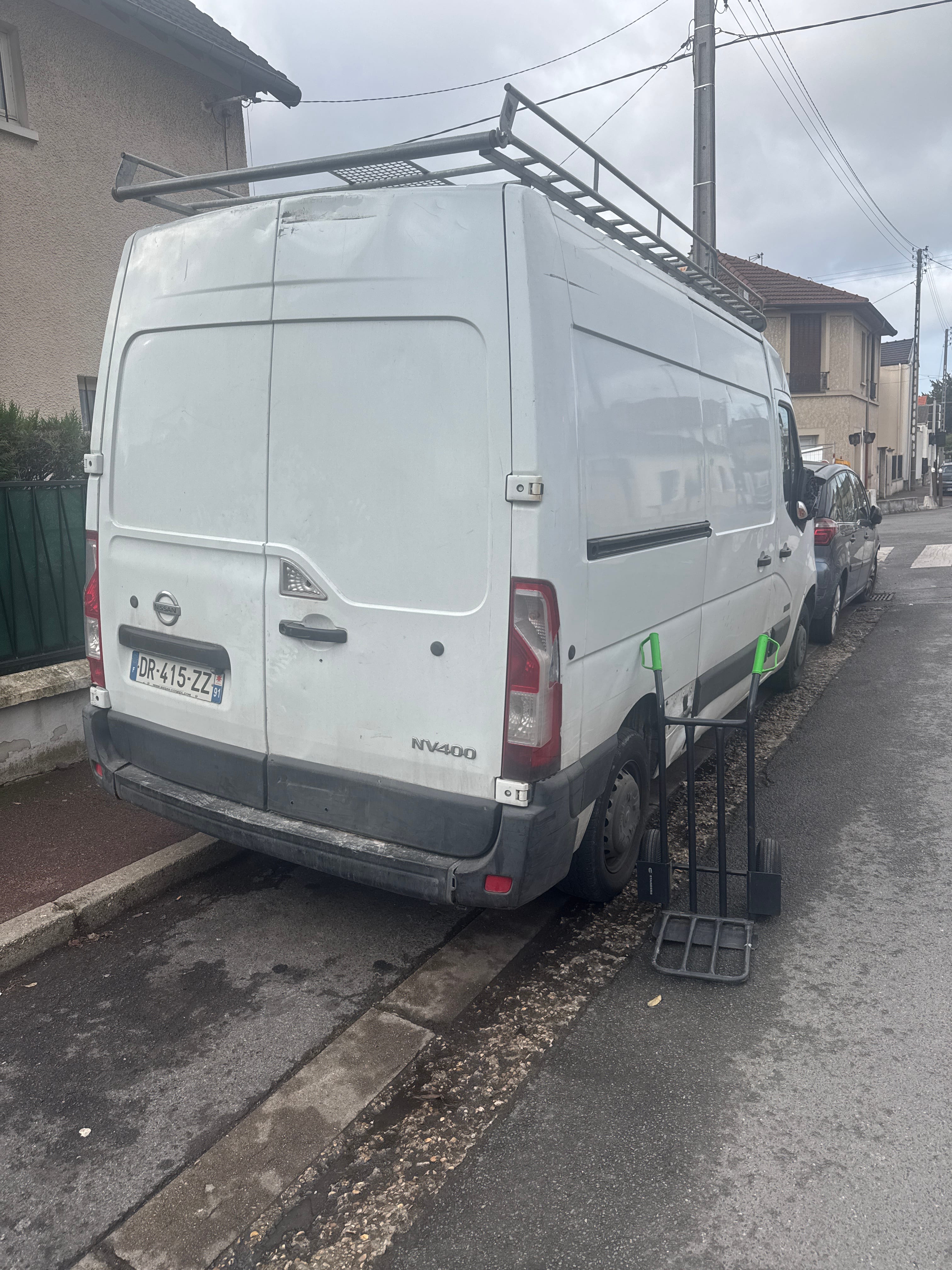 Nissan NV400 avec Audio Bluetooth