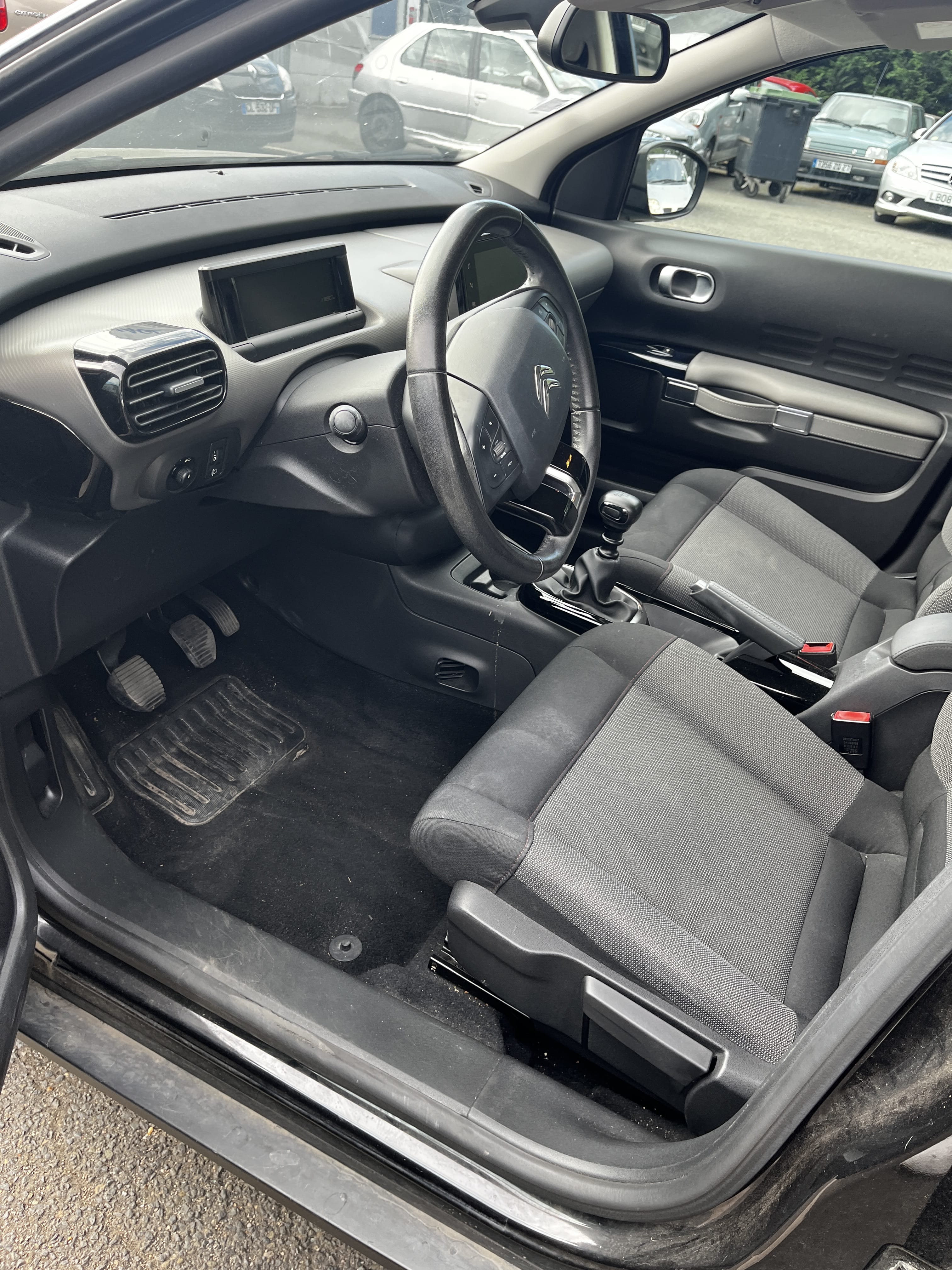 Citroen C4 Cactus avec GPS