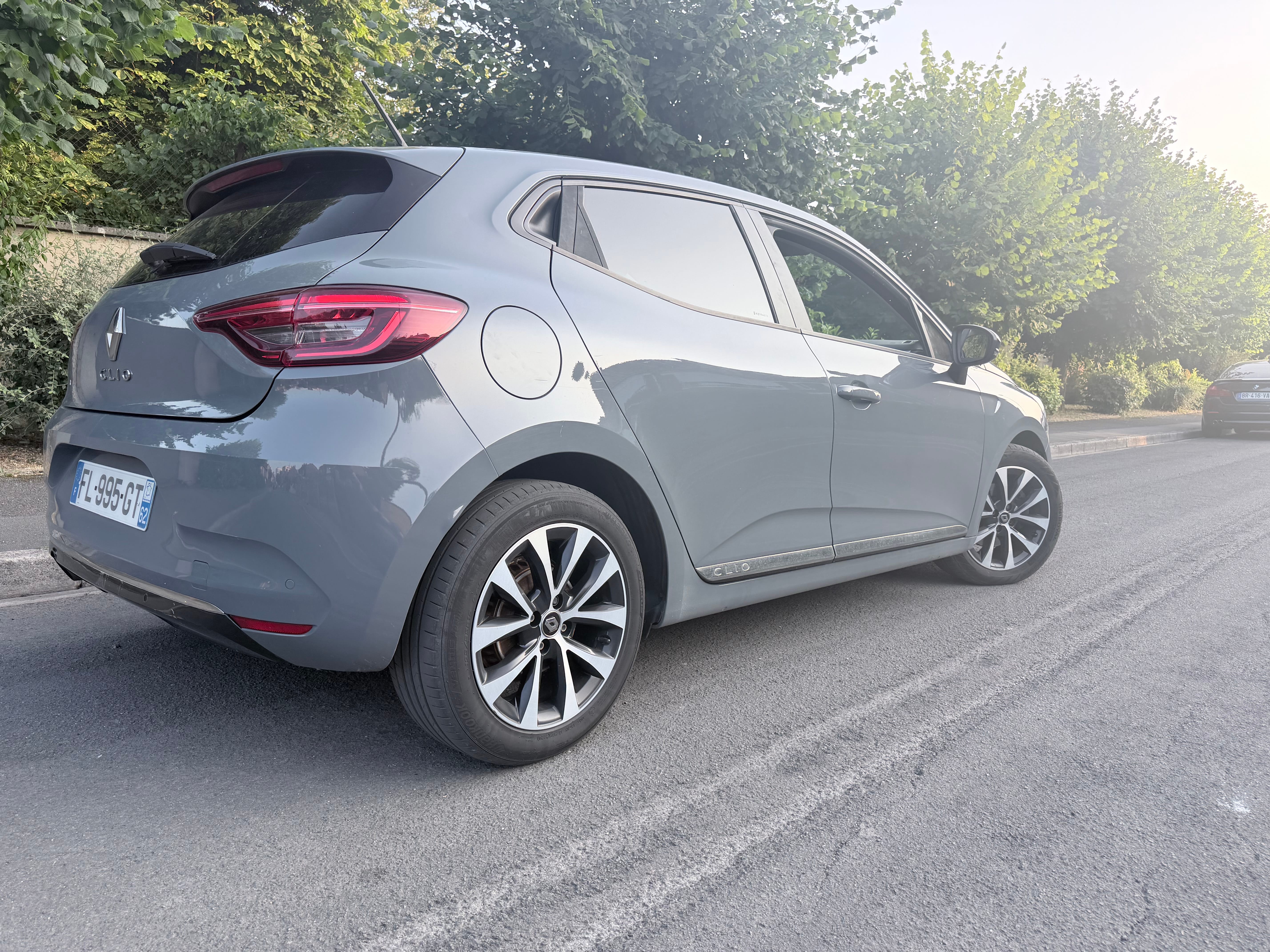 Renault Clio avec Climatisation