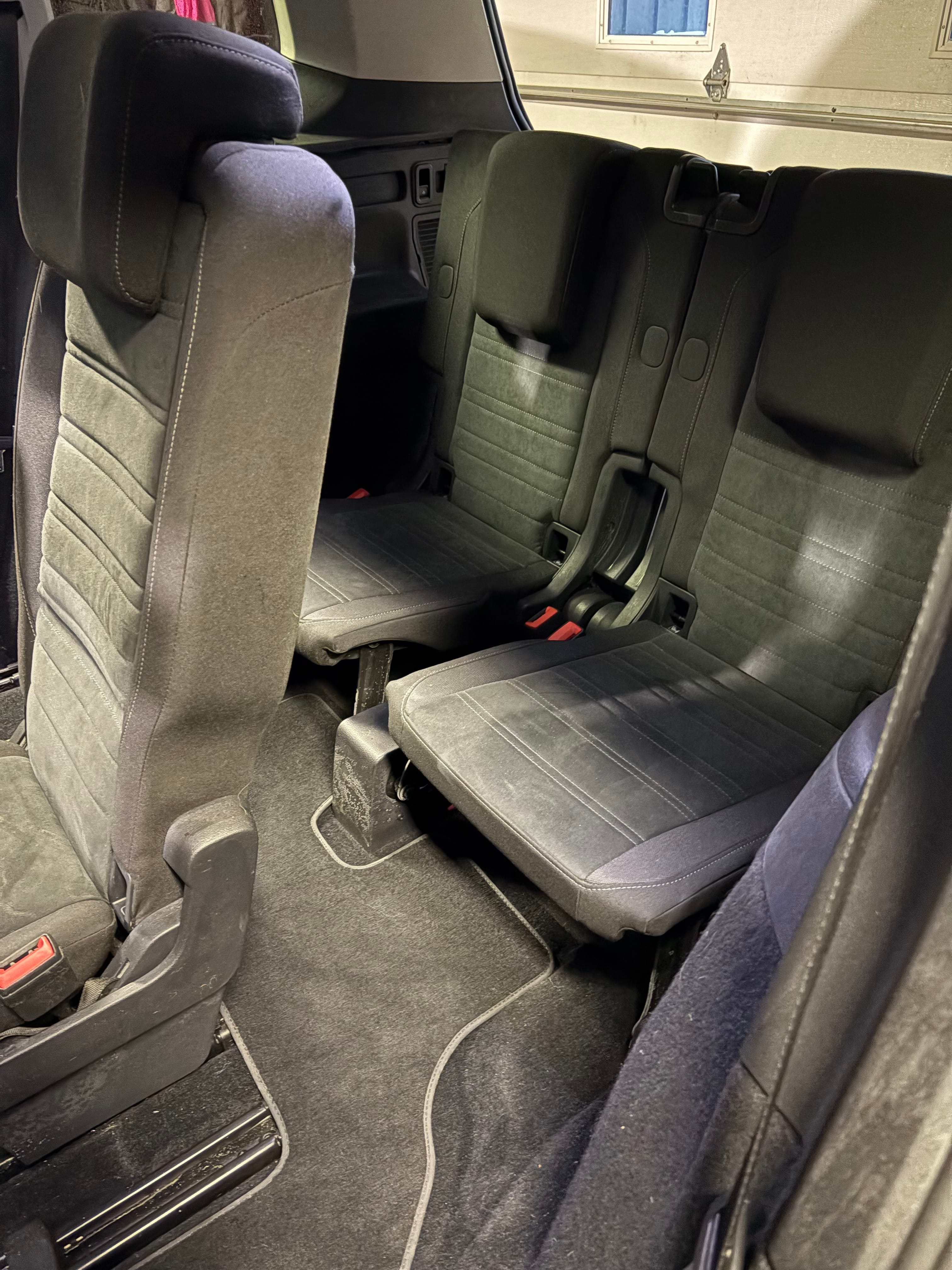 Volkswagen Touran 7 seter. 2.0 tdi med Apple CarPlay