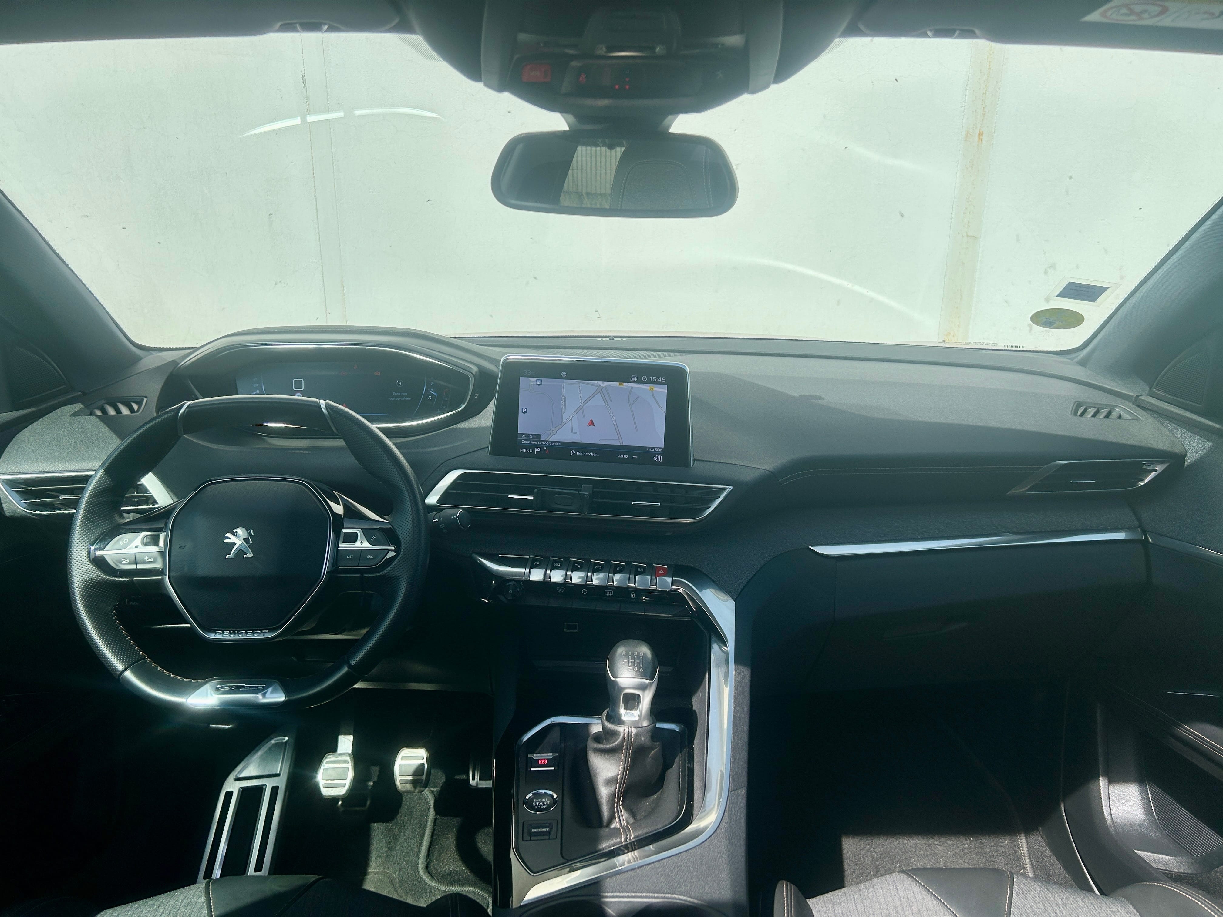 Peugeot 3008 avec GPS