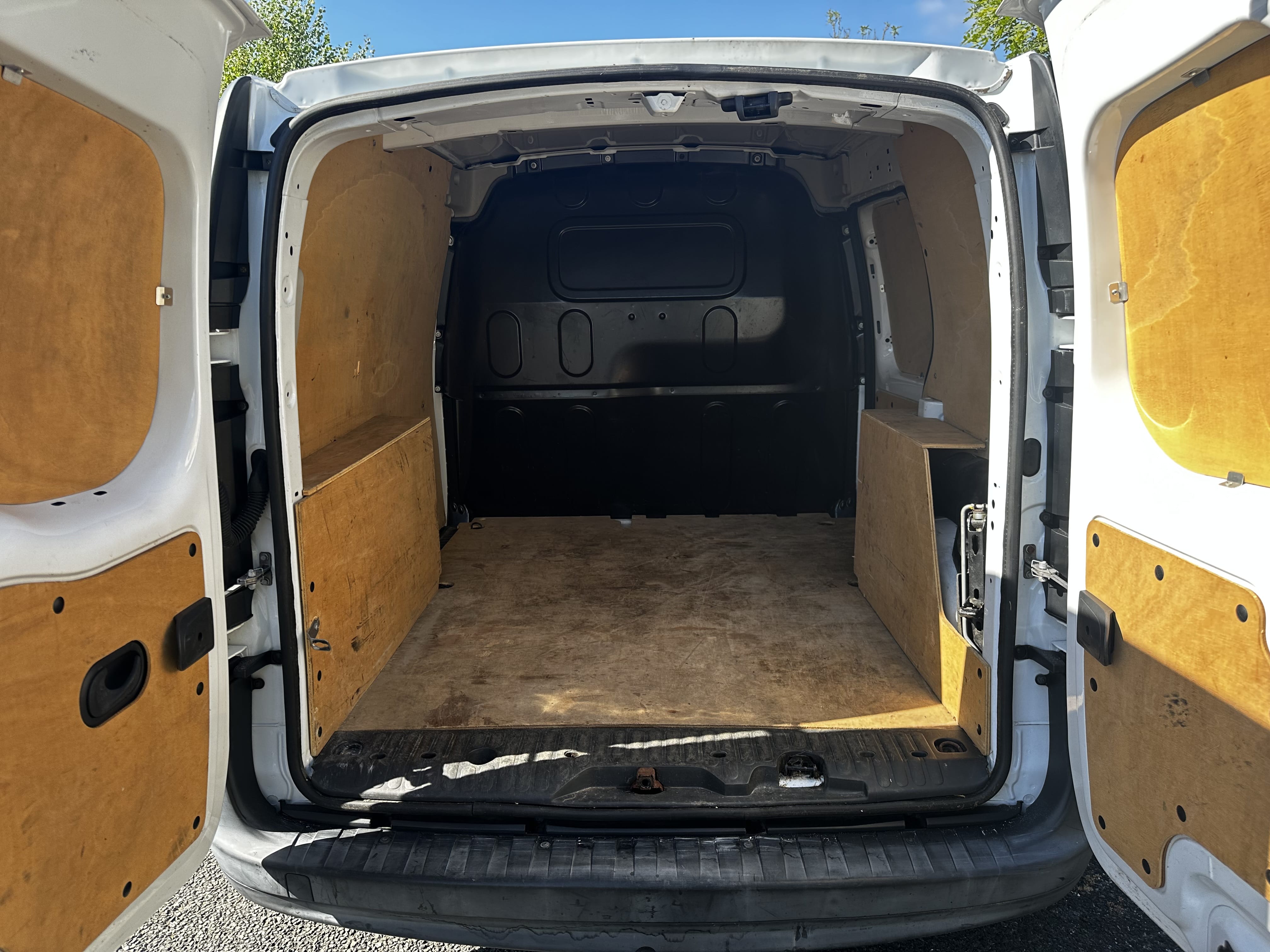 Renault Kangoo Express with Audio / iPod input