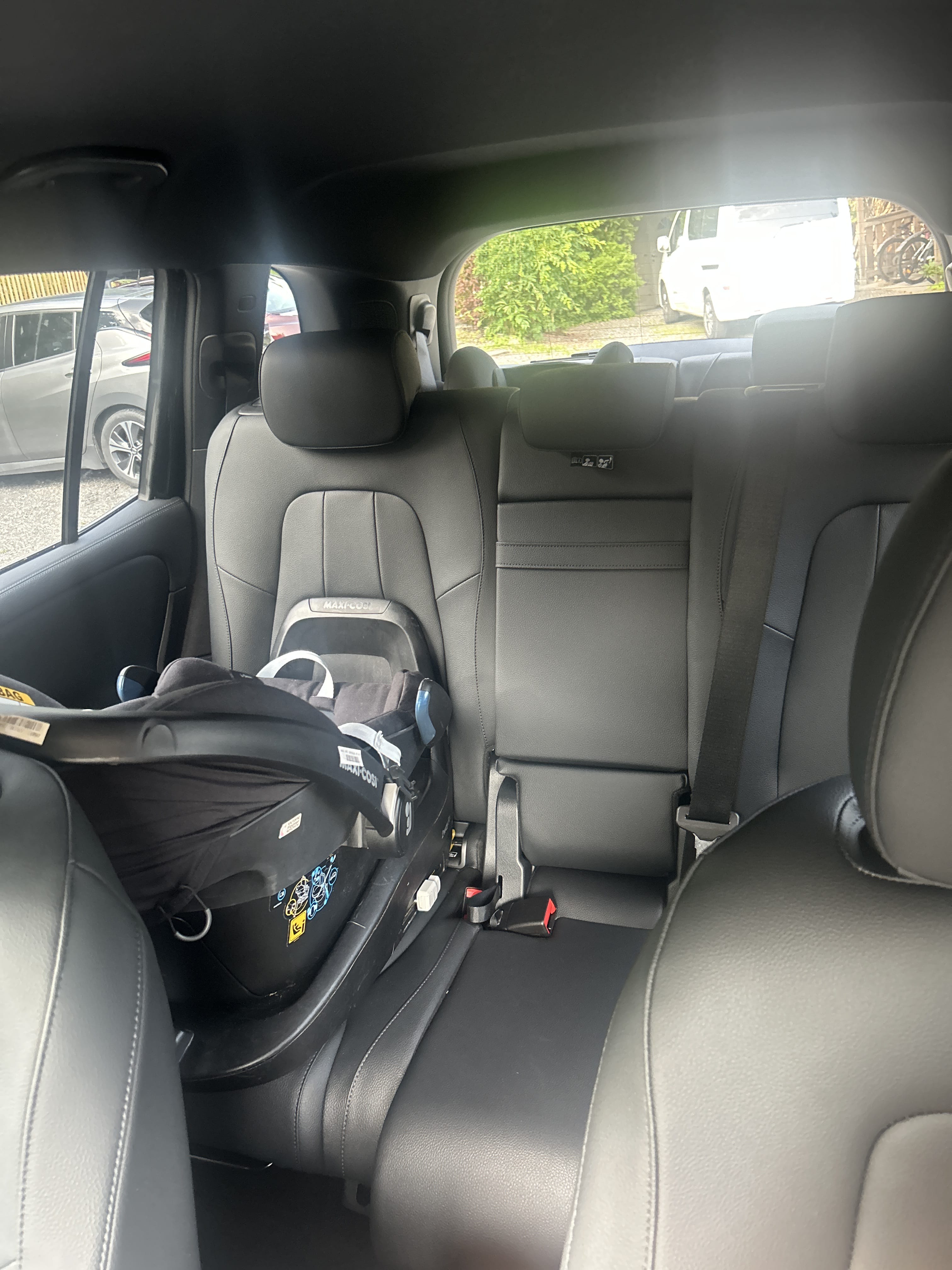 Mercedes-Benz EQB 300 4MATIC med Firehjulstrekk
