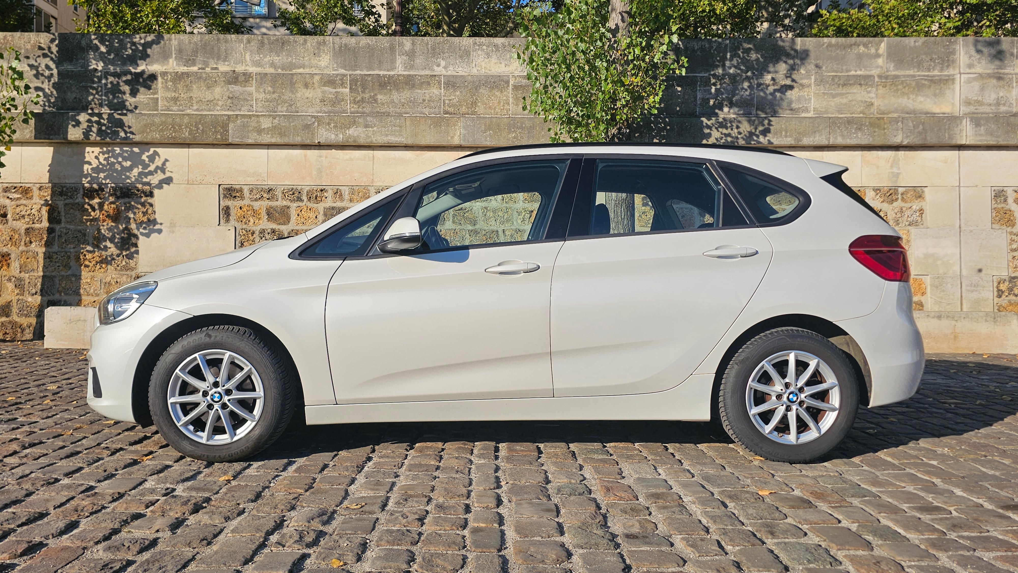 BMW Série 2 Active Tourer avec Climatisation