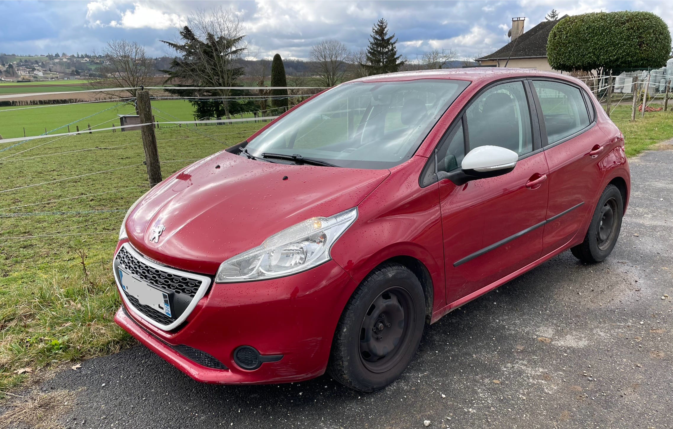 Peugeot 208, 2015, Essence 95
