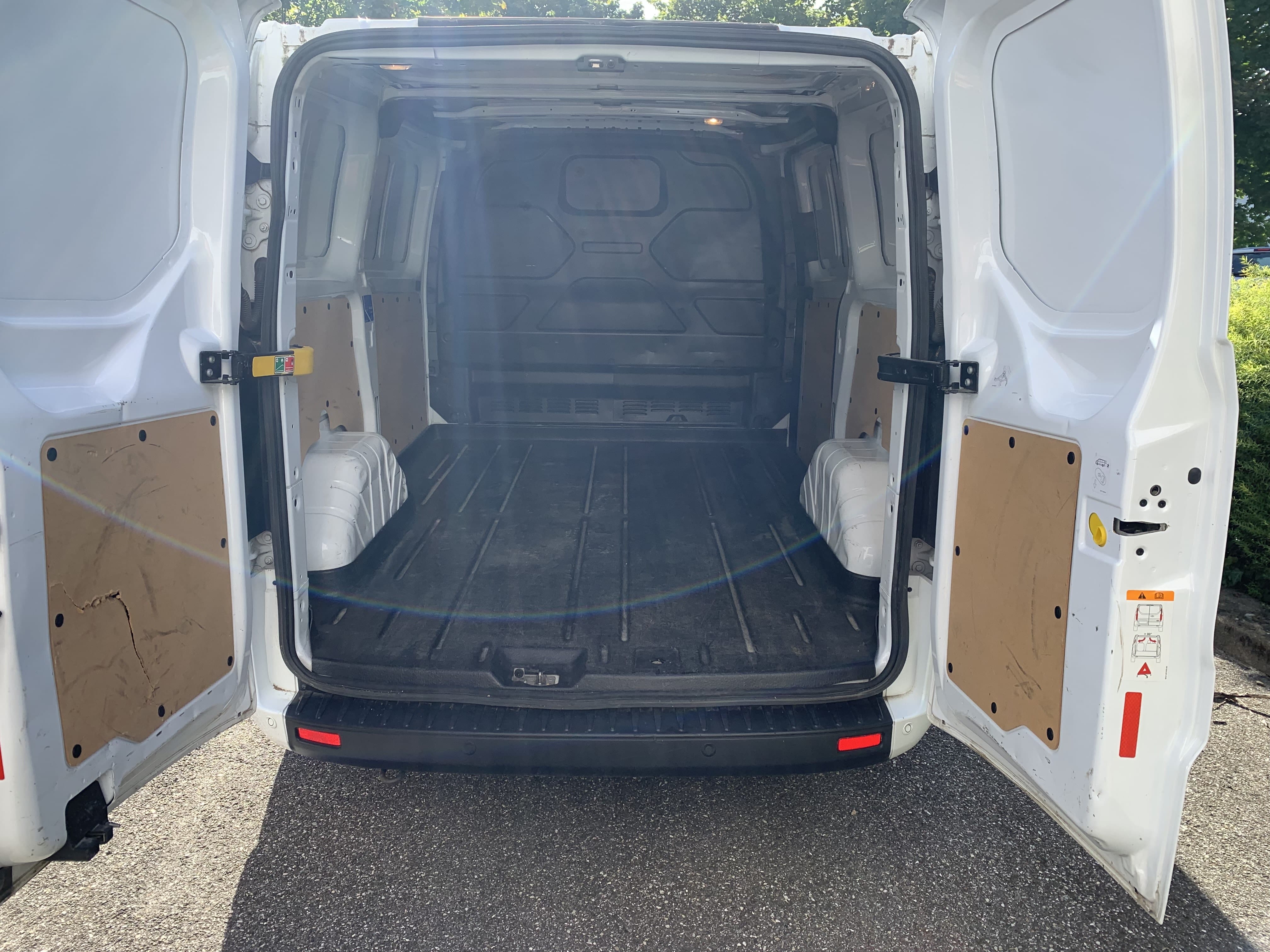 Ford Transit Custom Fourgon avec Pneus neige