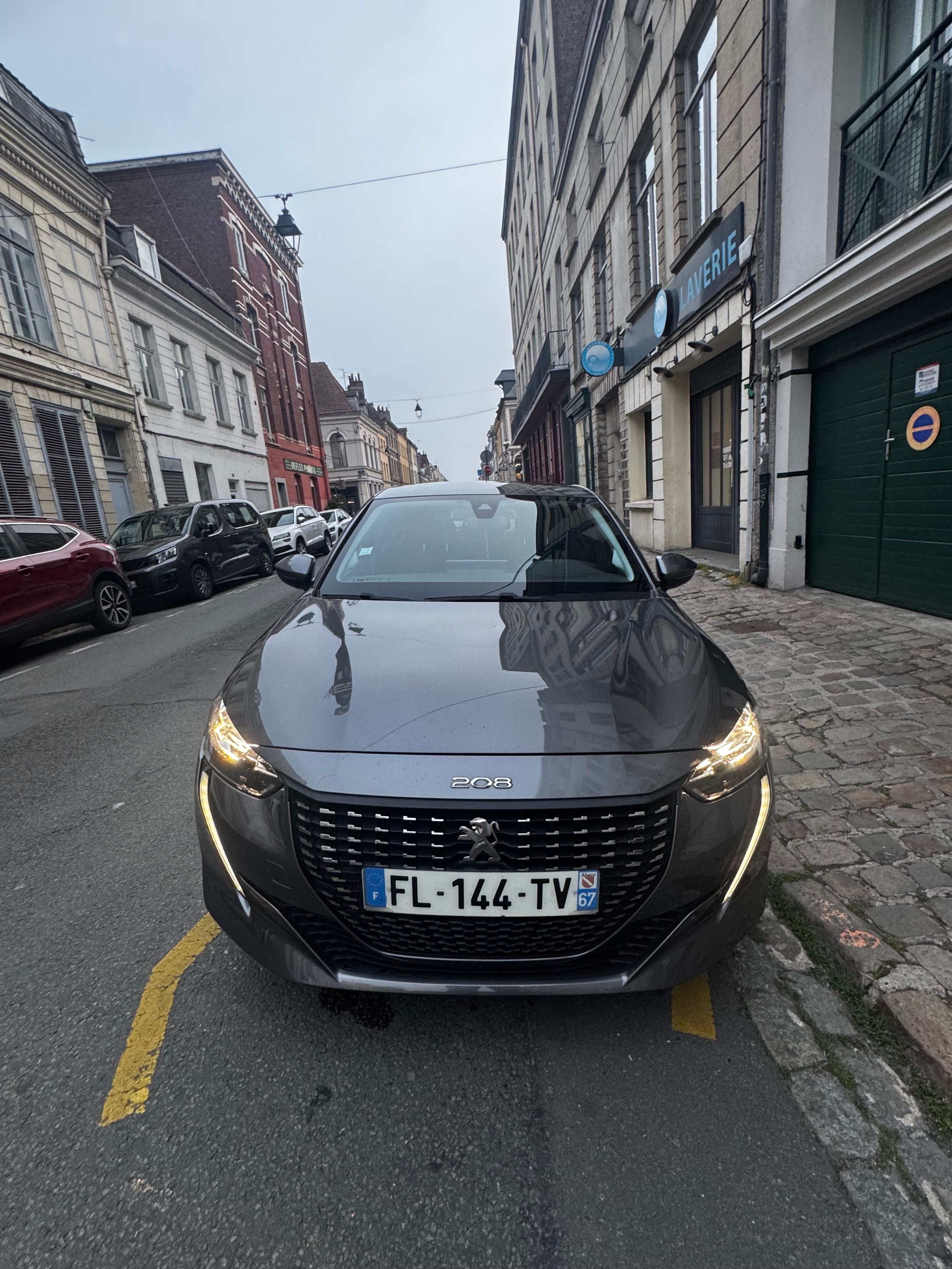 Peugeot 208 avec Caméra de recul