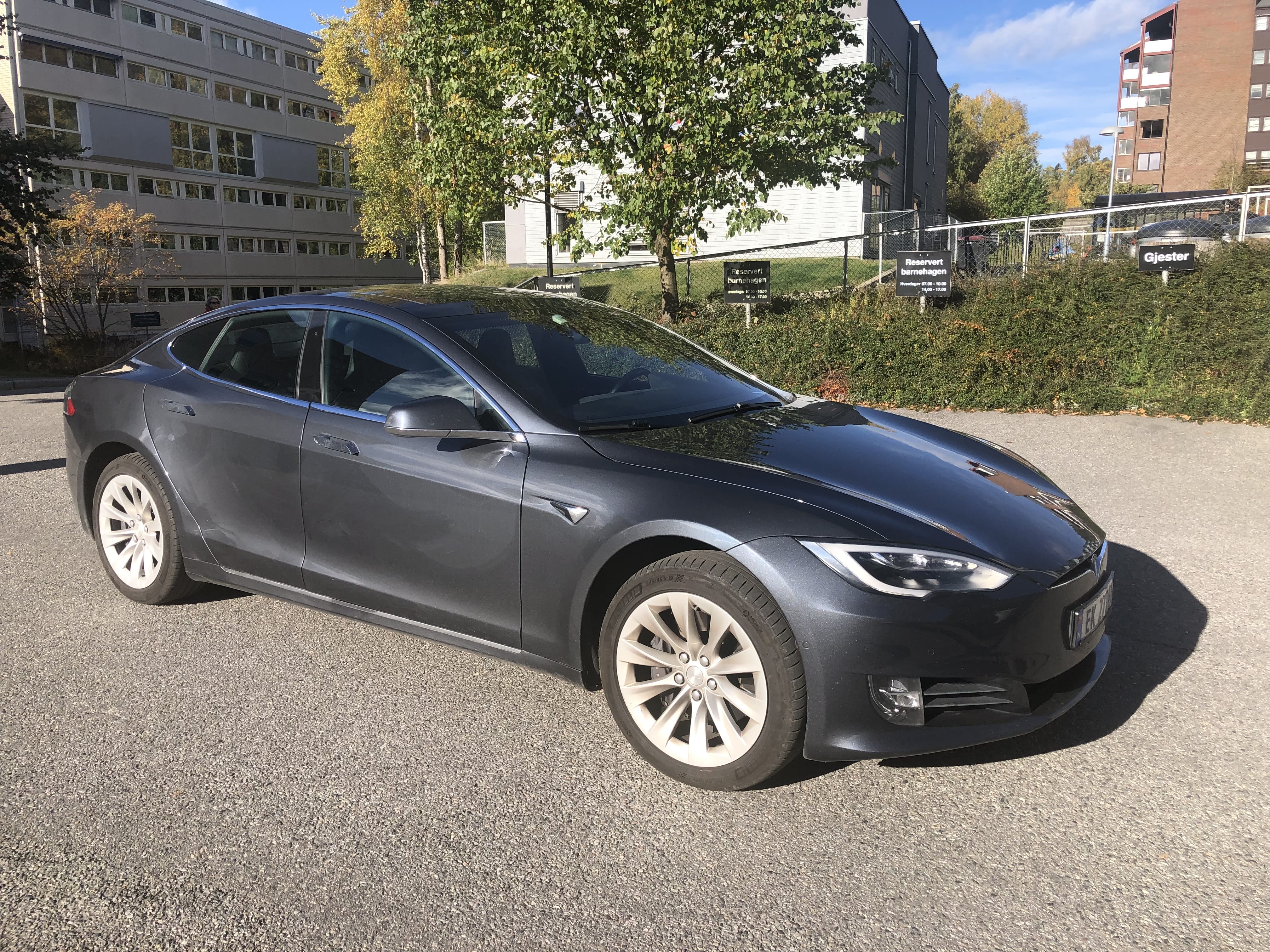 Tesla Model S, 2016, Elektrisk, automatisk