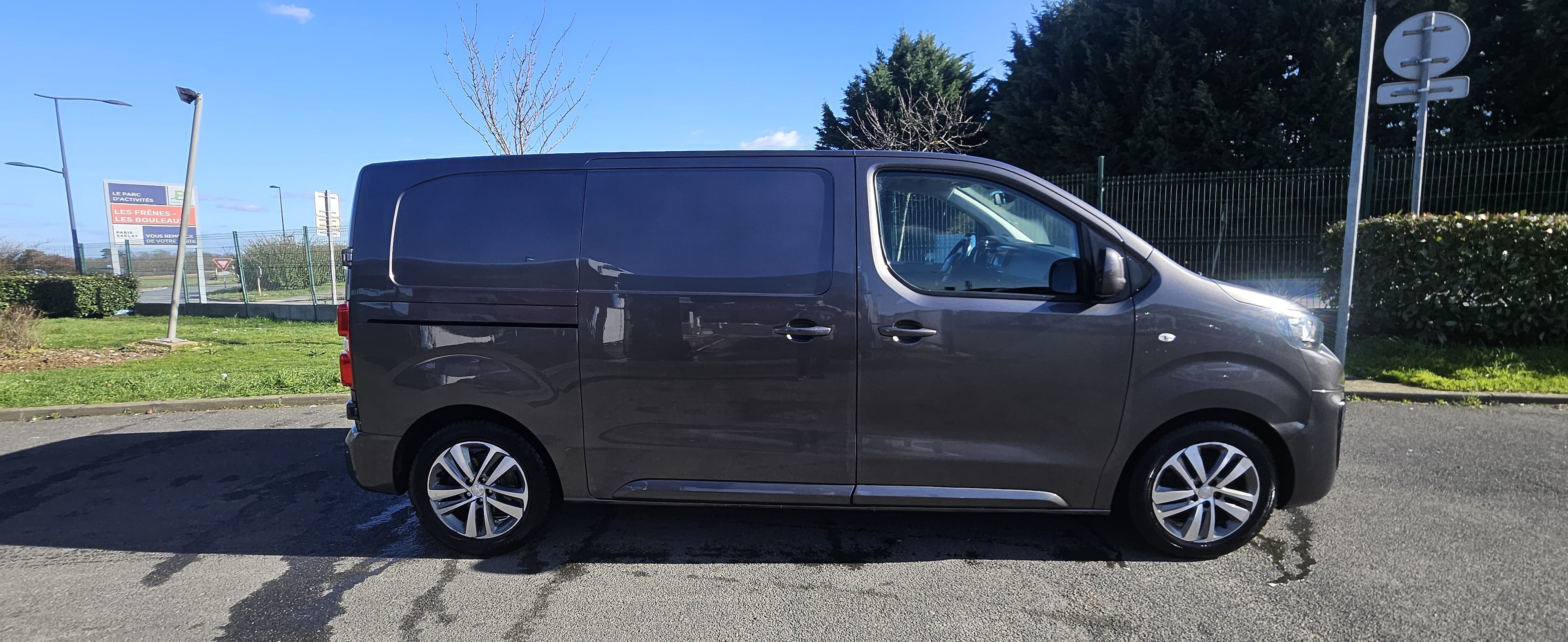 Peugeot Expert 2.0HDI avec Climatisation