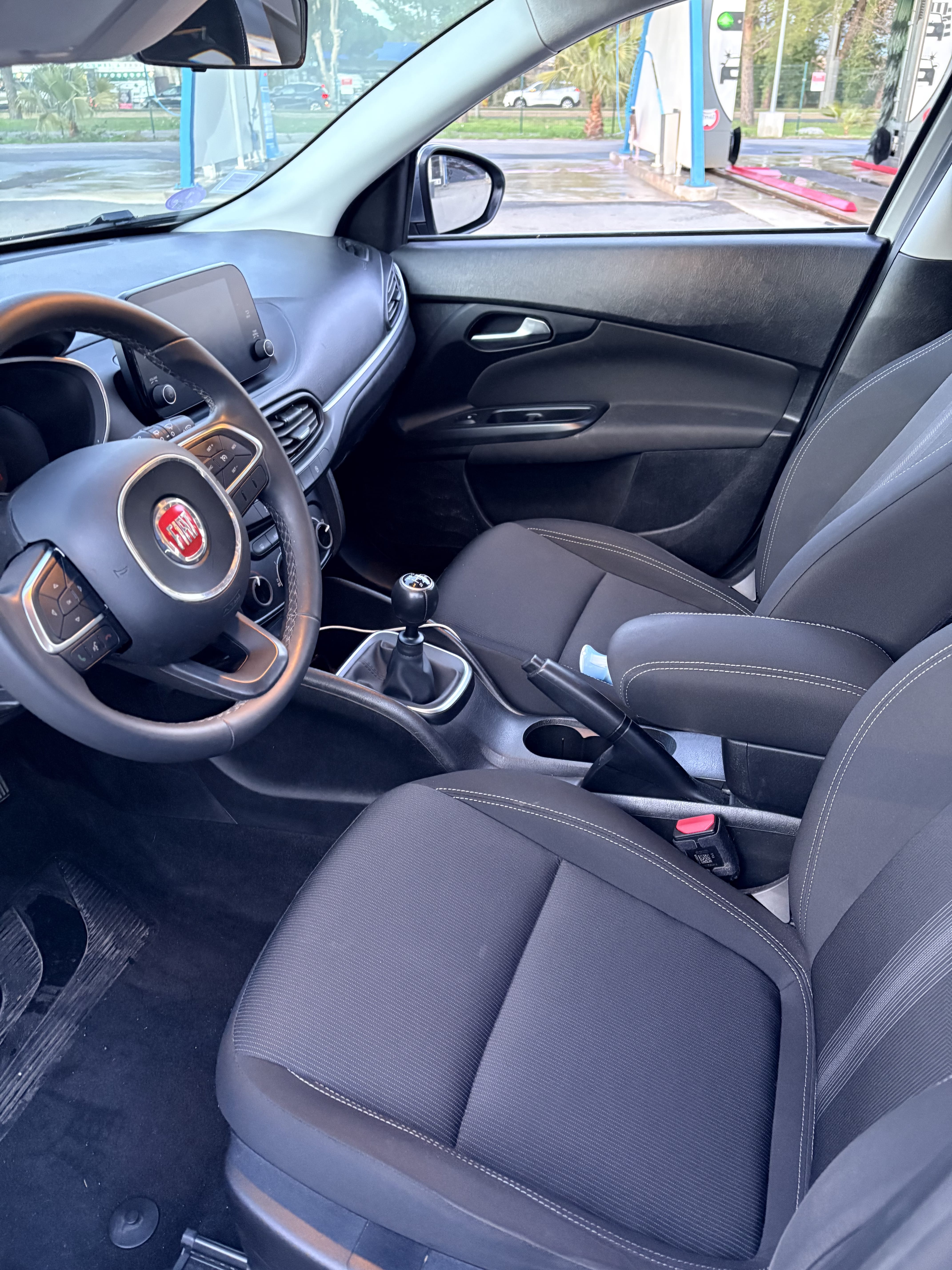 Fiat Tipo Mirror avec GPS