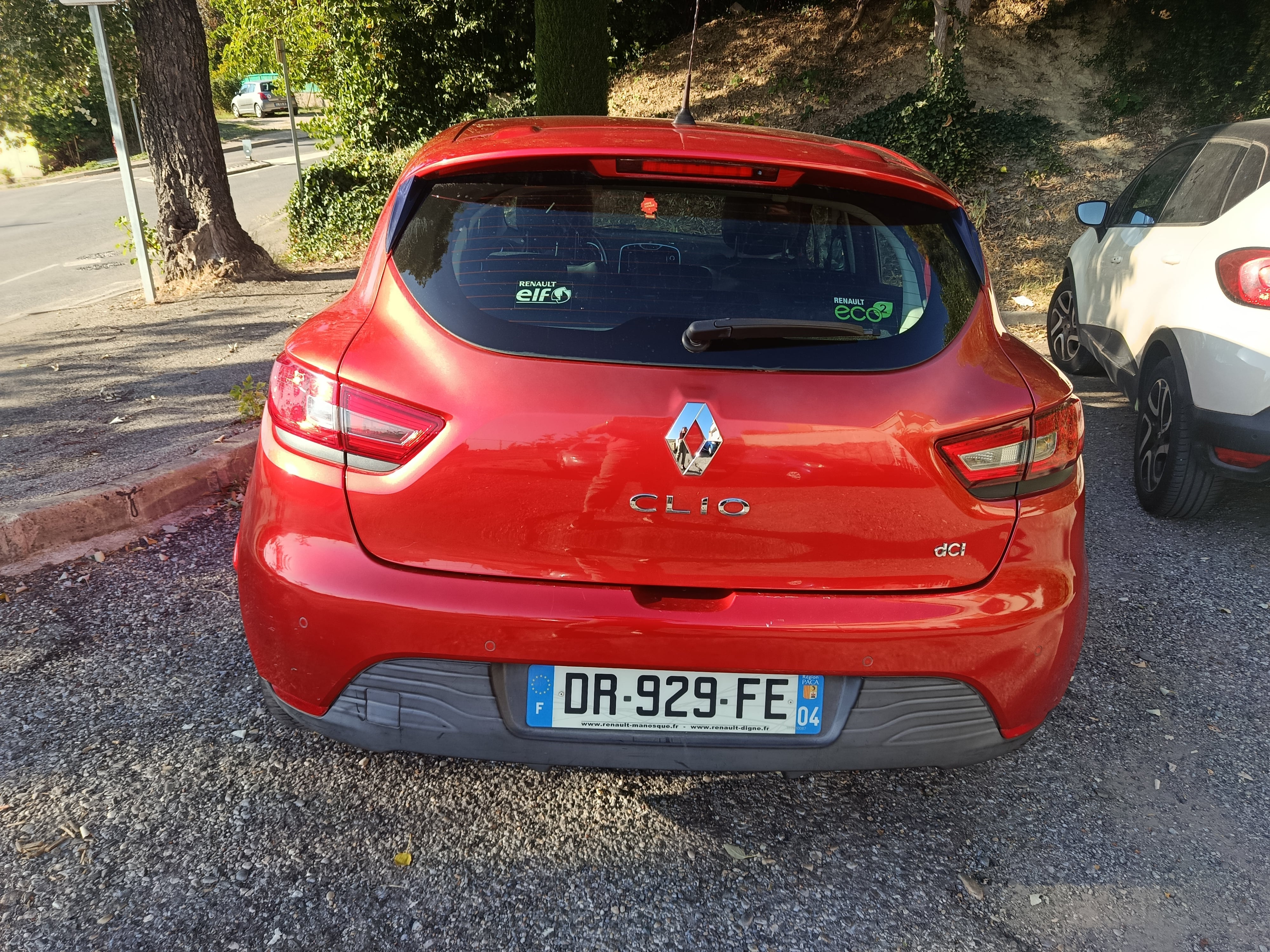 Renault Clio avec Autoradio