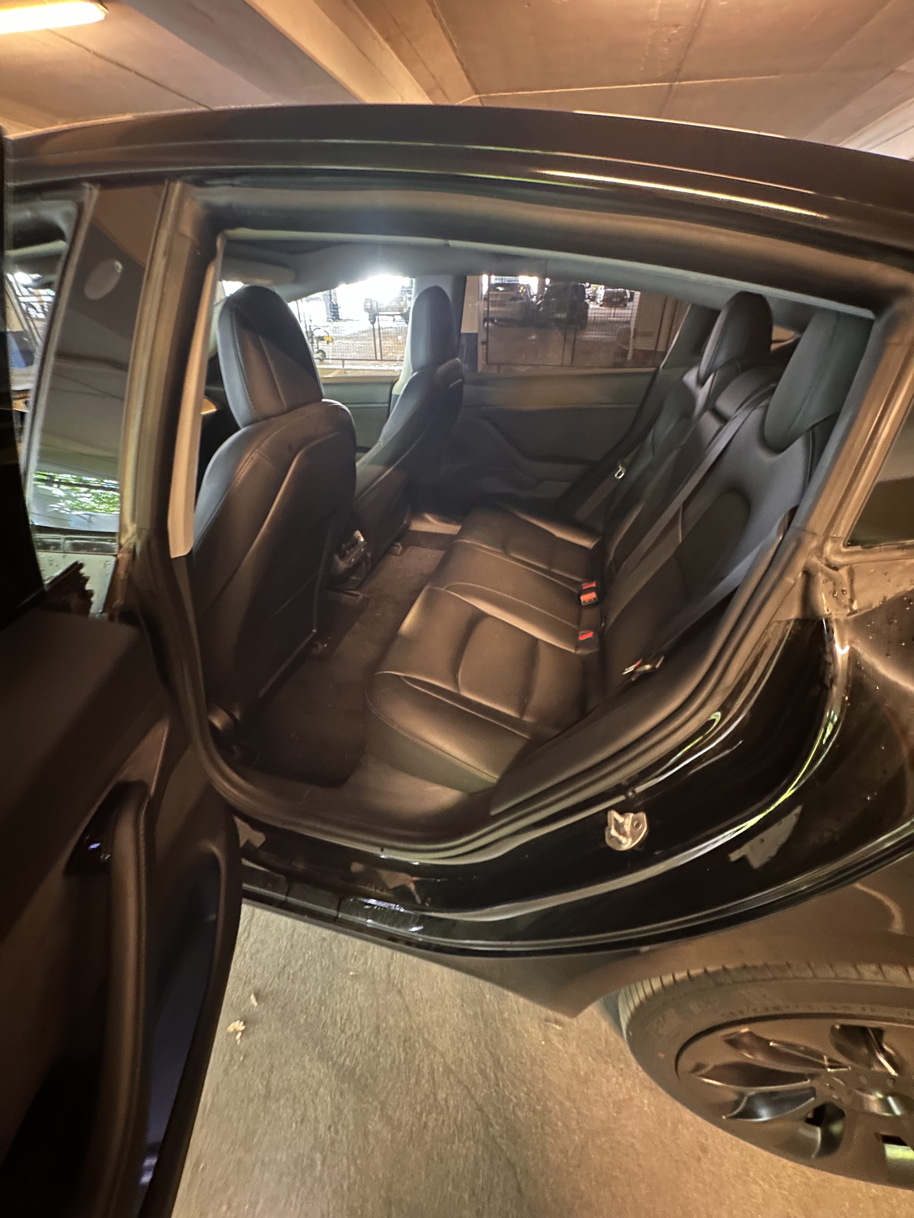 Tesla Model 3 Long Range med Firehjulstrekk