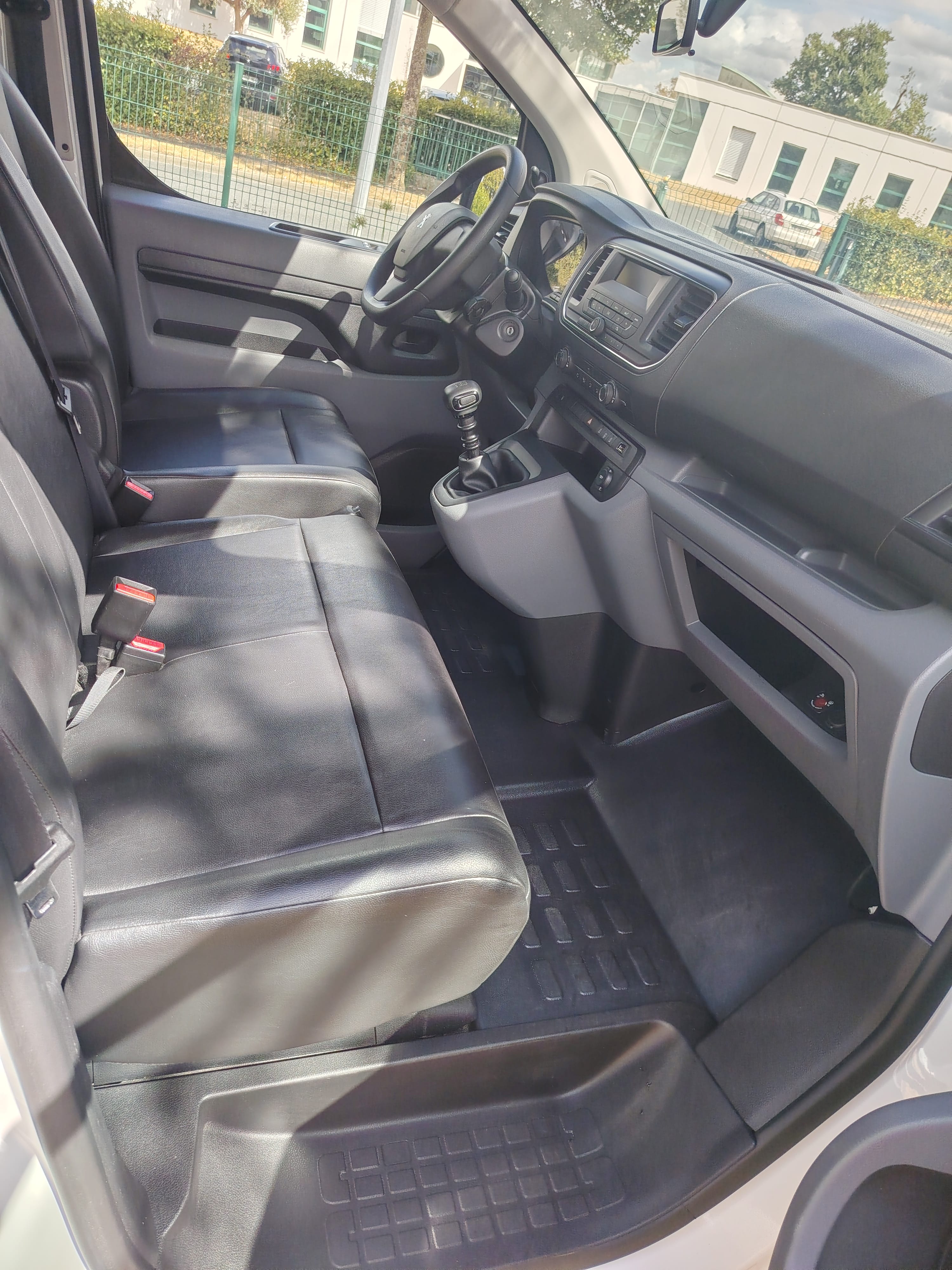 Peugeot Expert Combi avec Climatisation