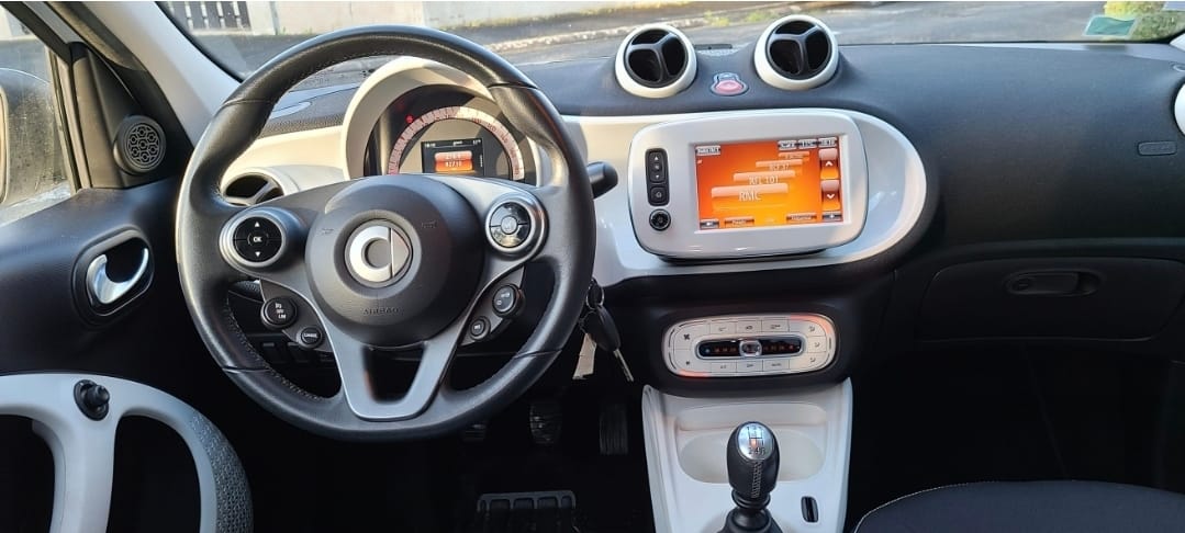 Smart Forfour avec GPS