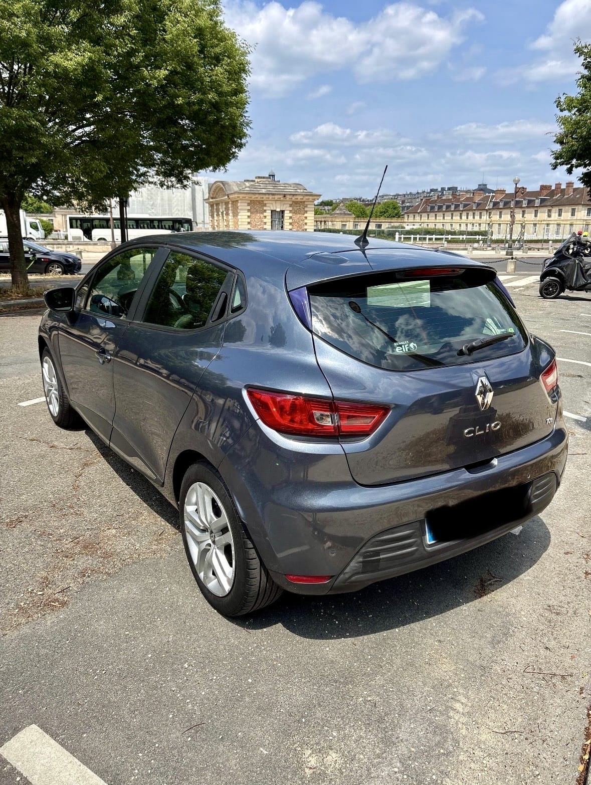 Renault Clio avec GPS