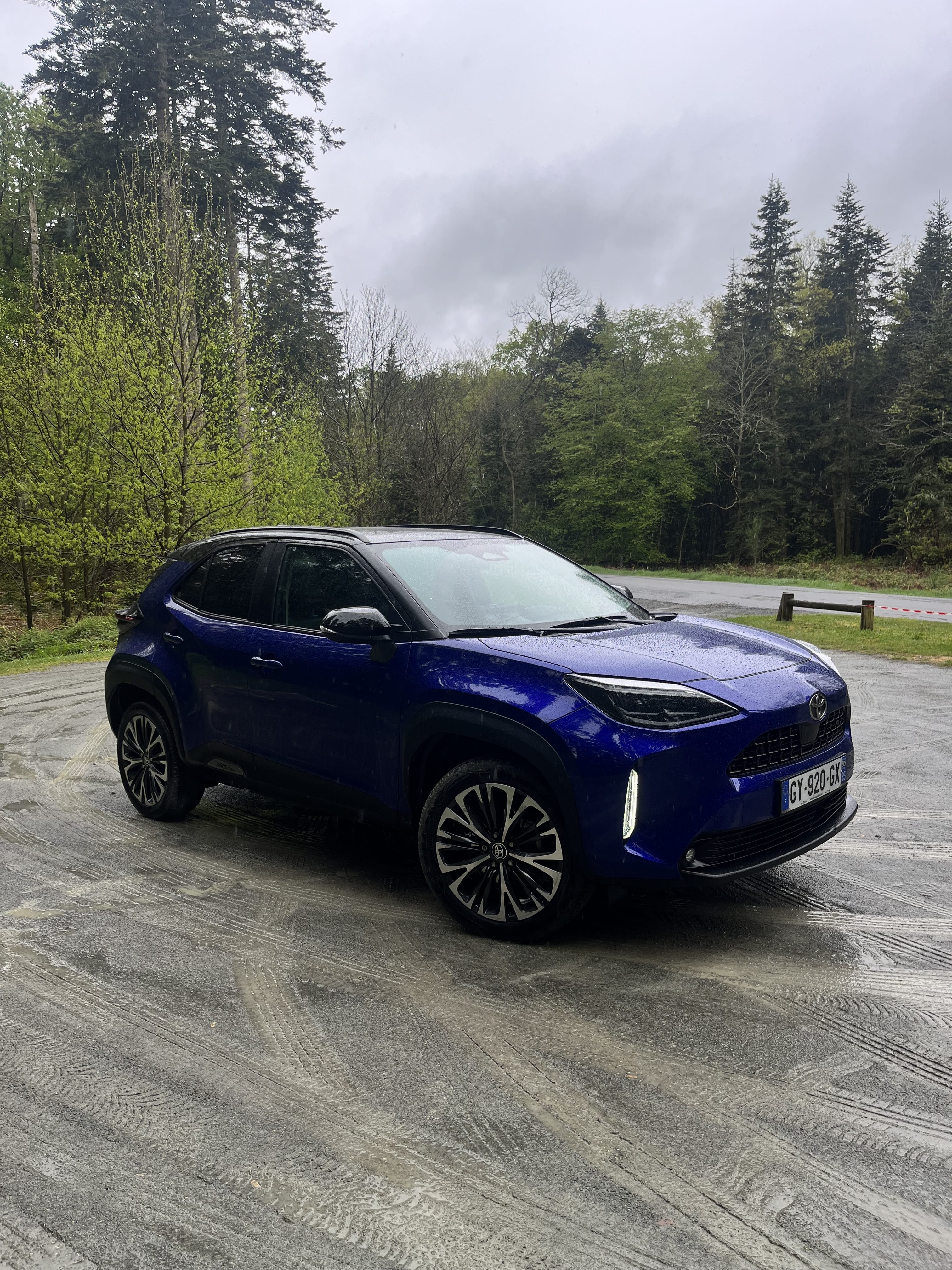 Toyota Yaris Cross Hybrid, 2024, Essence 95 / Electric (hybrid), automatic
