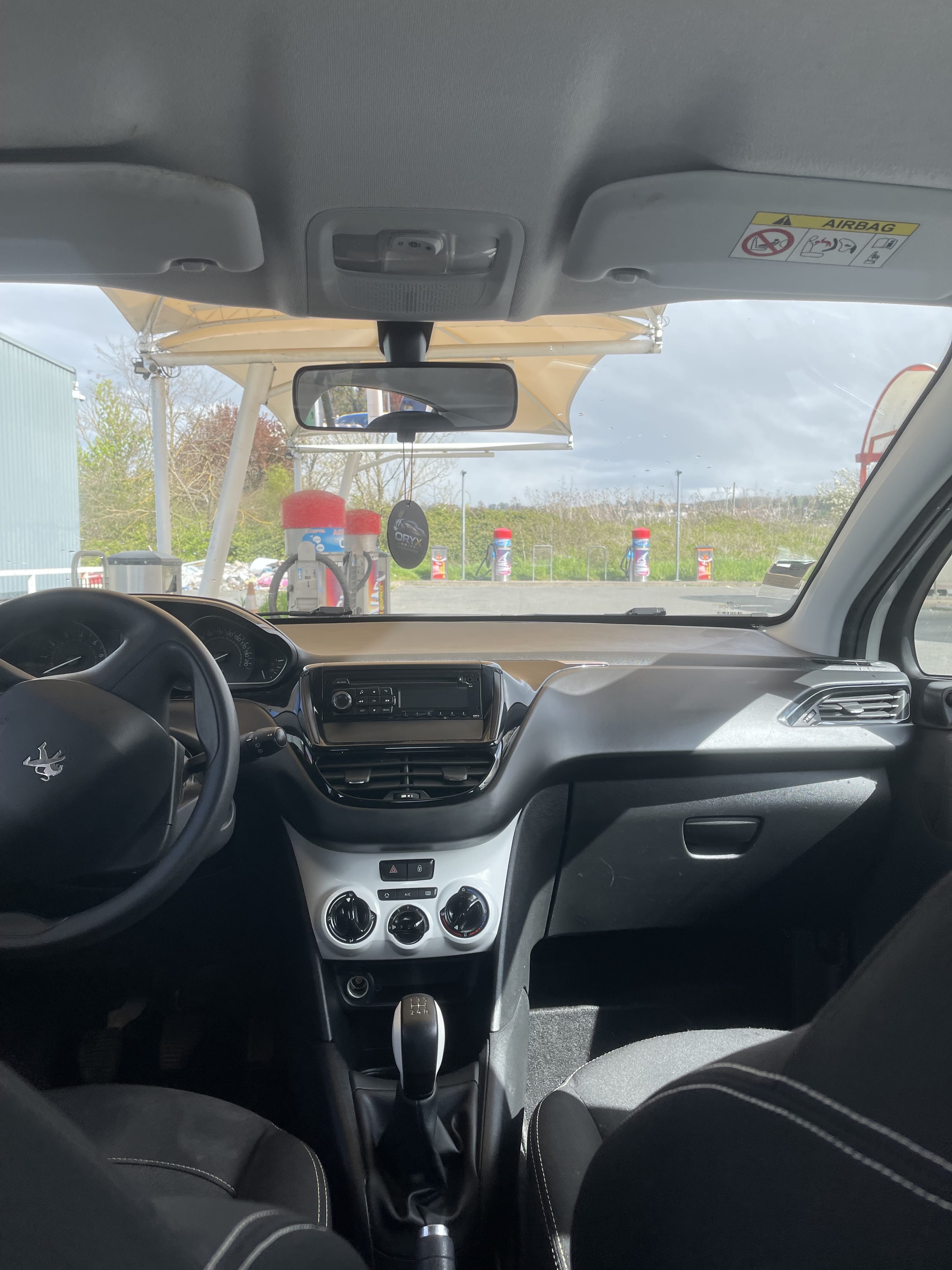 Peugeot 208 avec Port USB