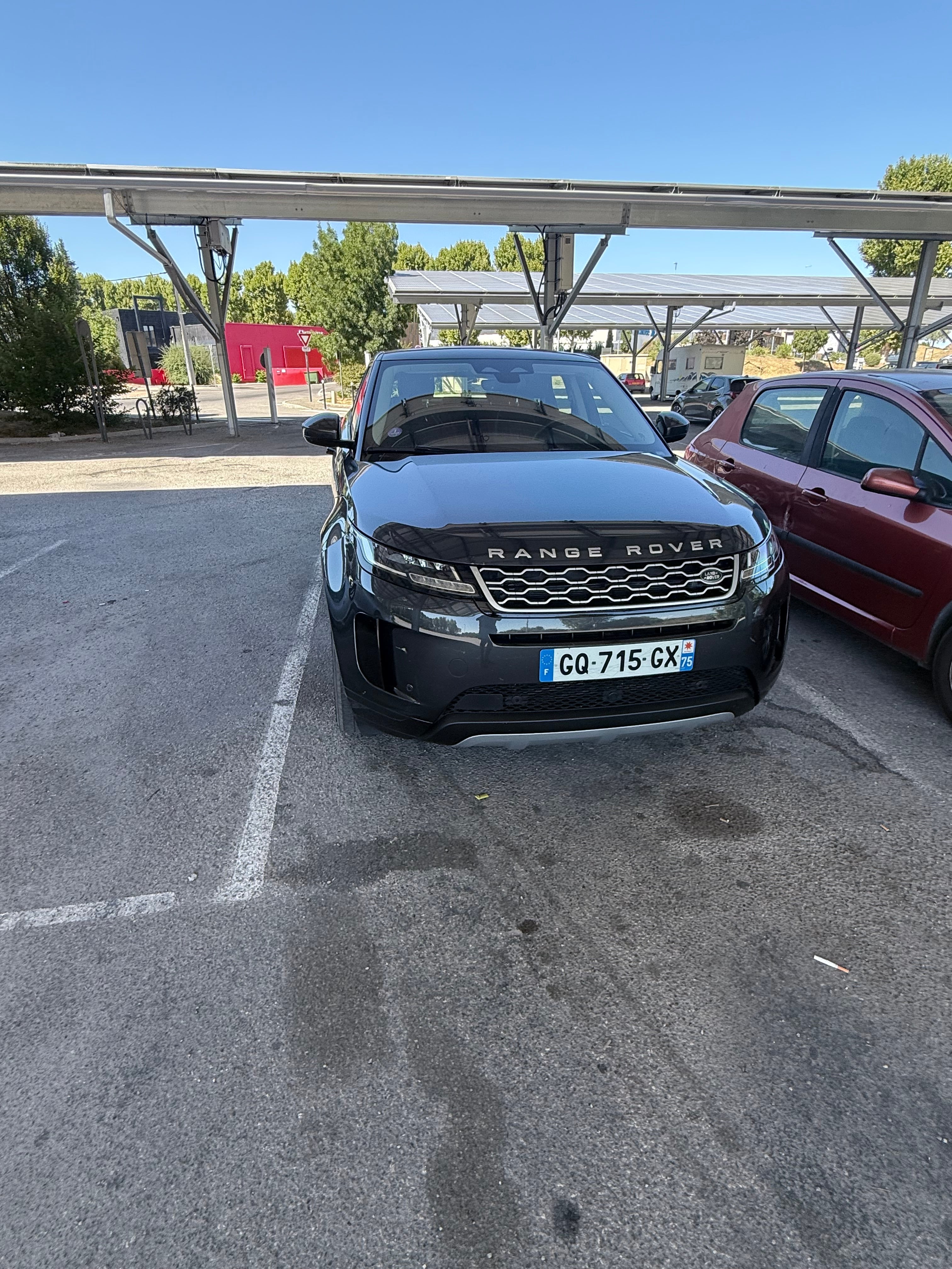 Land-Rover Range Rover Evoque, 2023, Essence 95 / Électrique (hybride), automatique