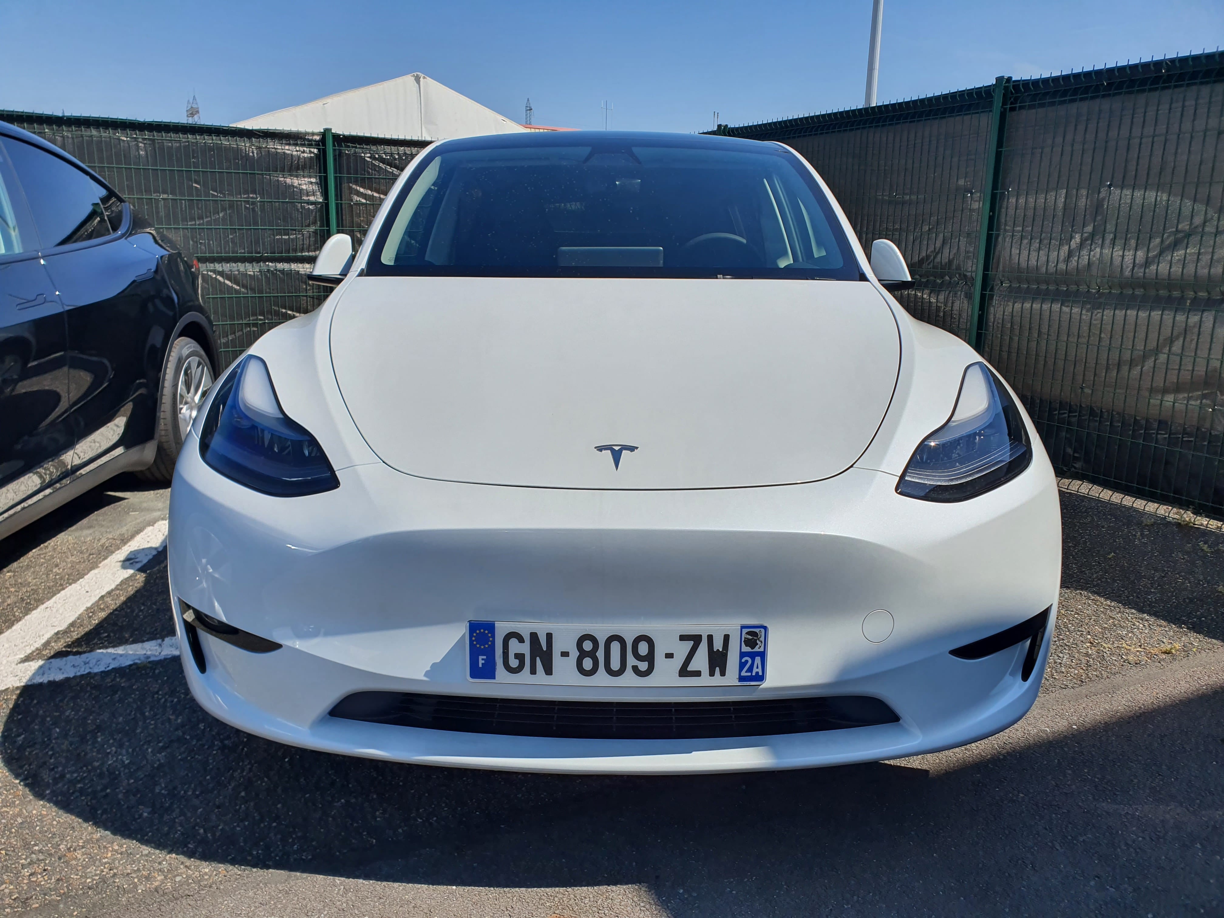 Tesla Model Y avec Caméra de recul
