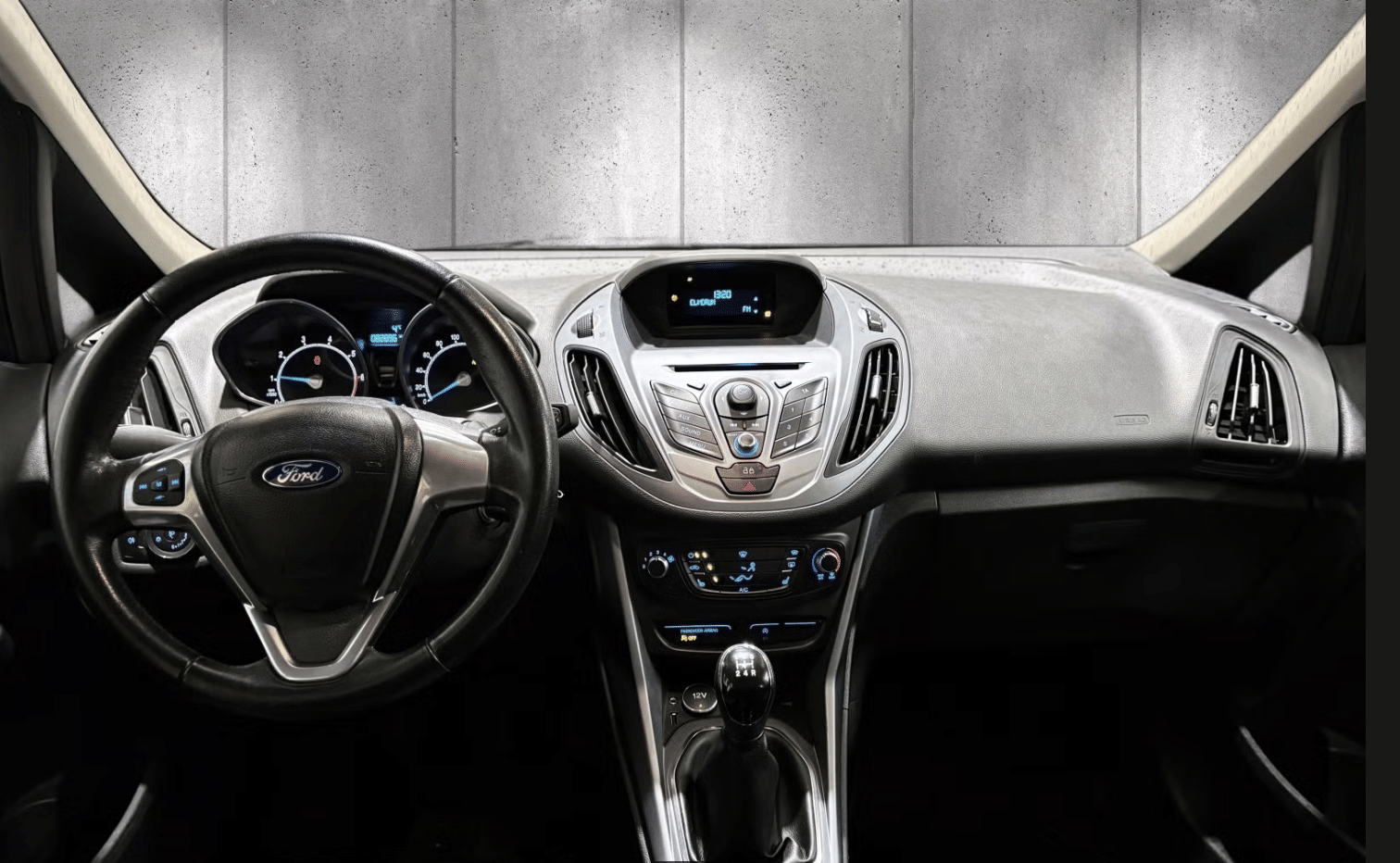 Ford B-Max med USB ladeuttak