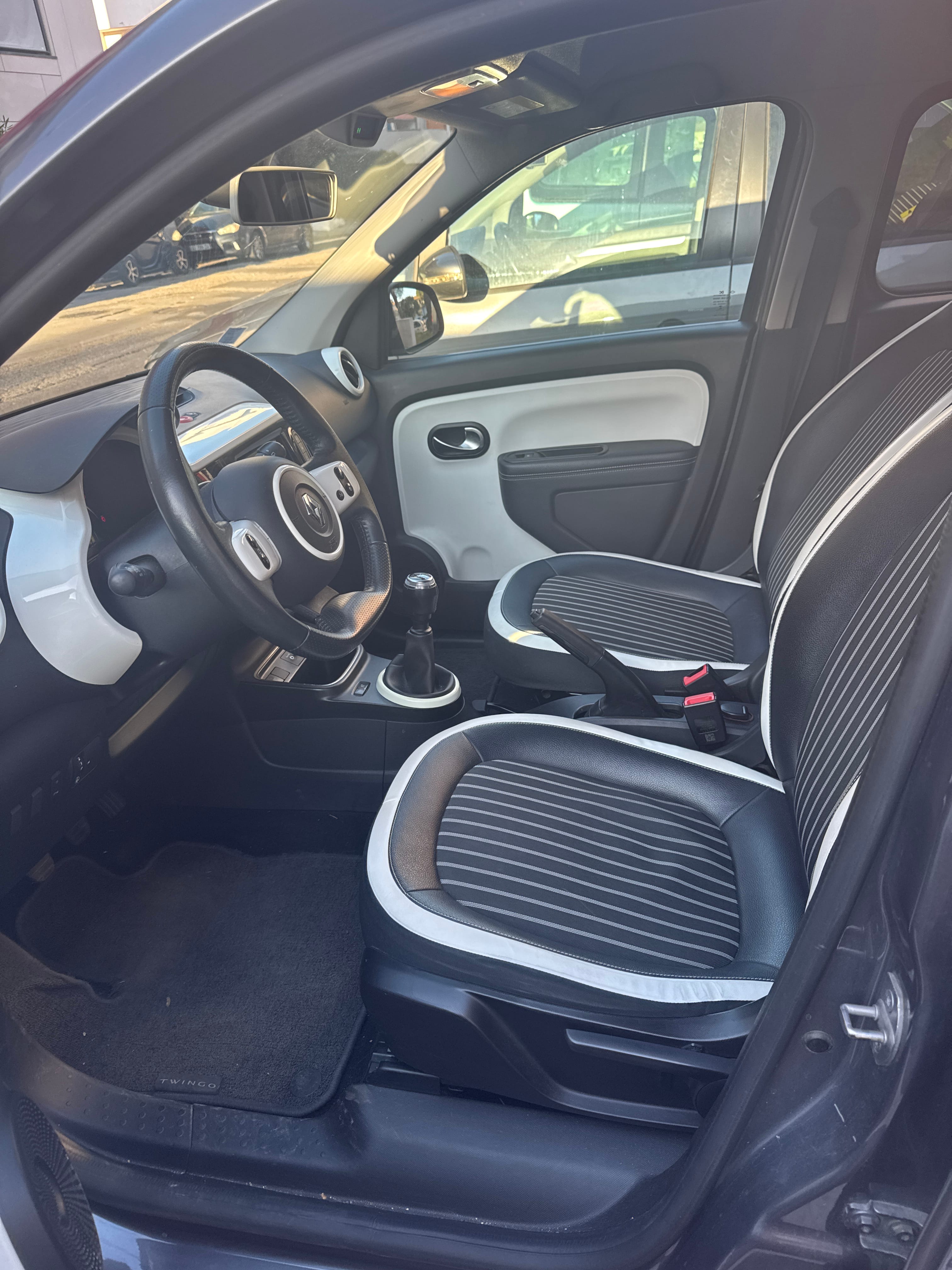 Renault Twingo III met Apple CarPlay