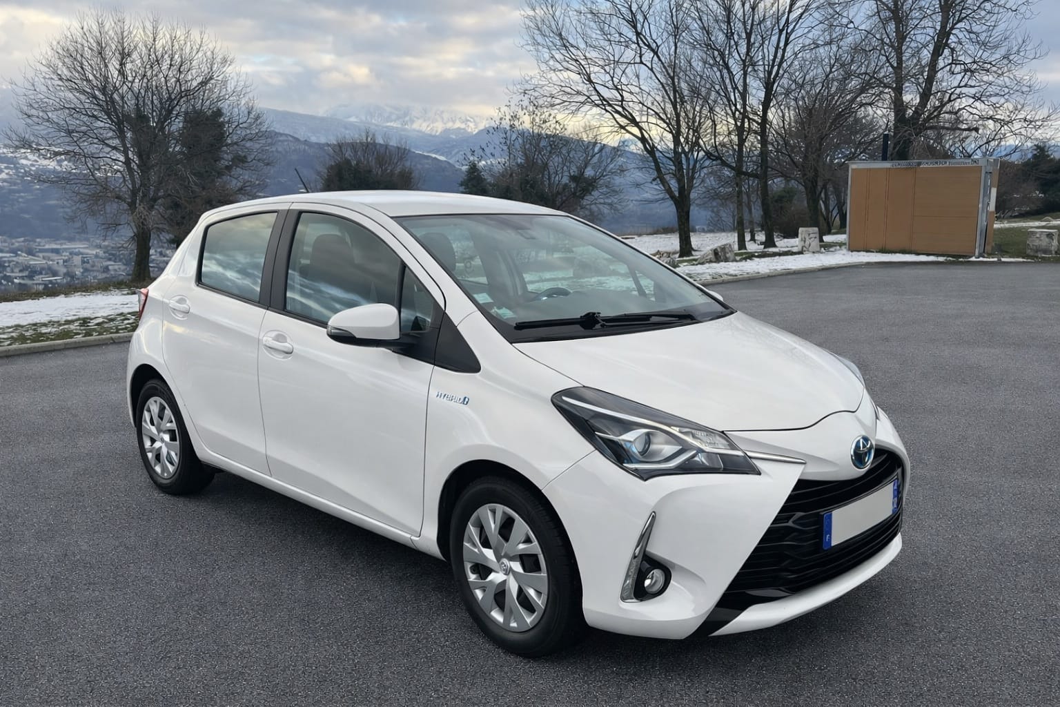 Toyota Yaris Hybride avec Climatisation